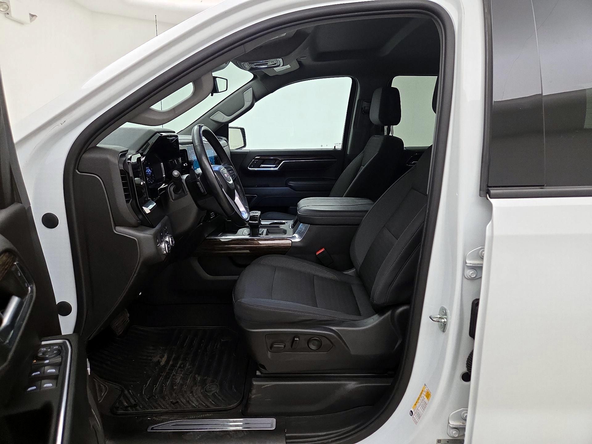 Thumbnail: 2023 GMC Sierra 1500 - 11