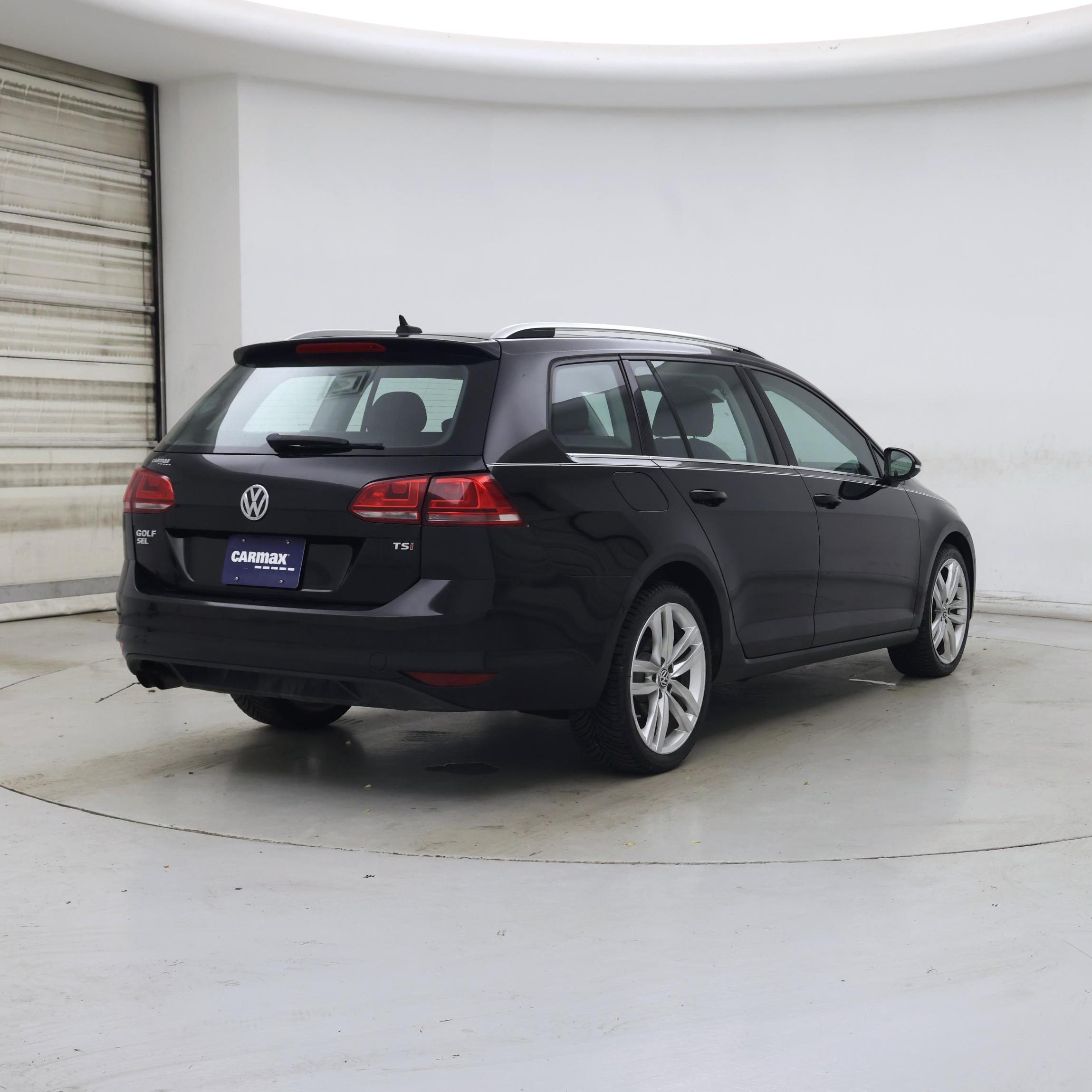 Thumbnail: 2016 Volkswagen Golf - 8