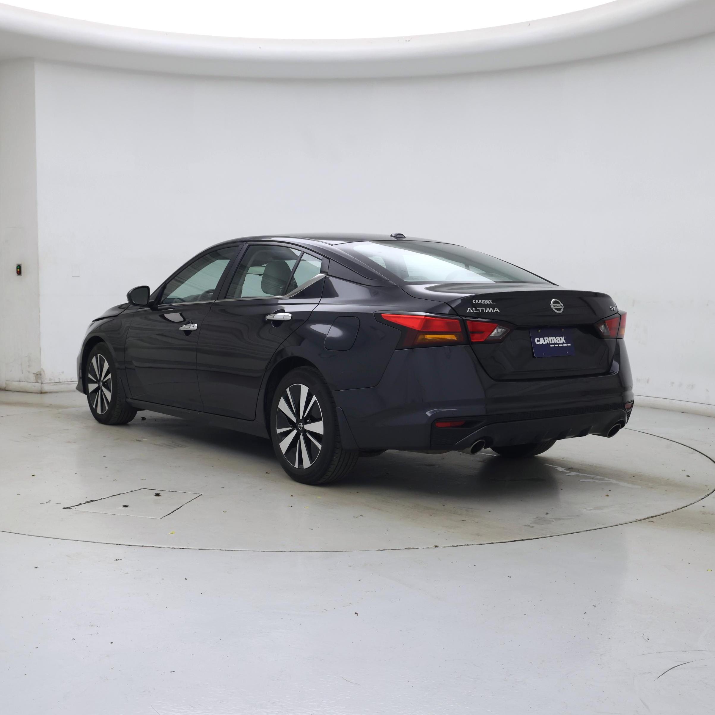 Thumbnail: 2022 Nissan Altima - 2