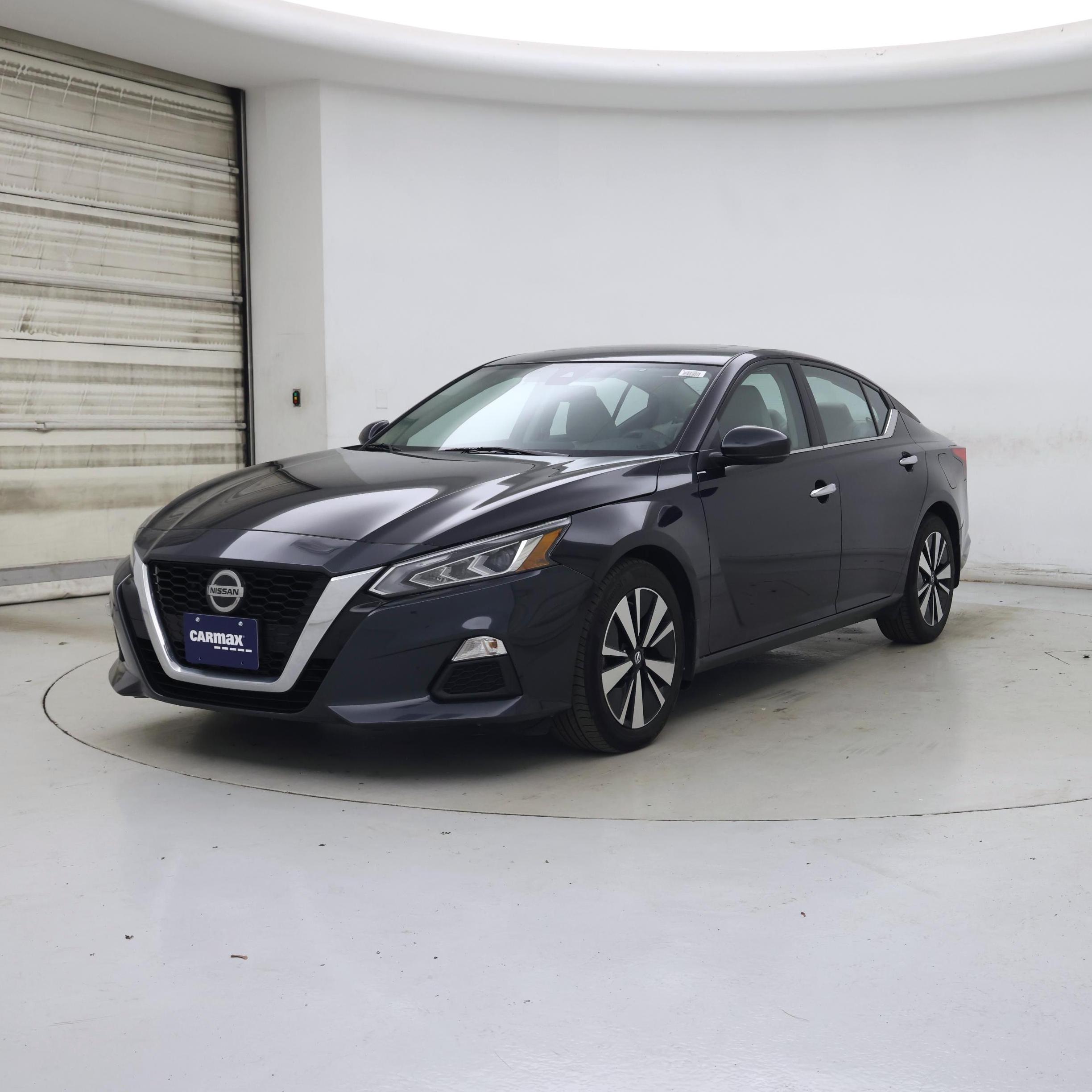 Thumbnail: 2022 Nissan Altima - 4