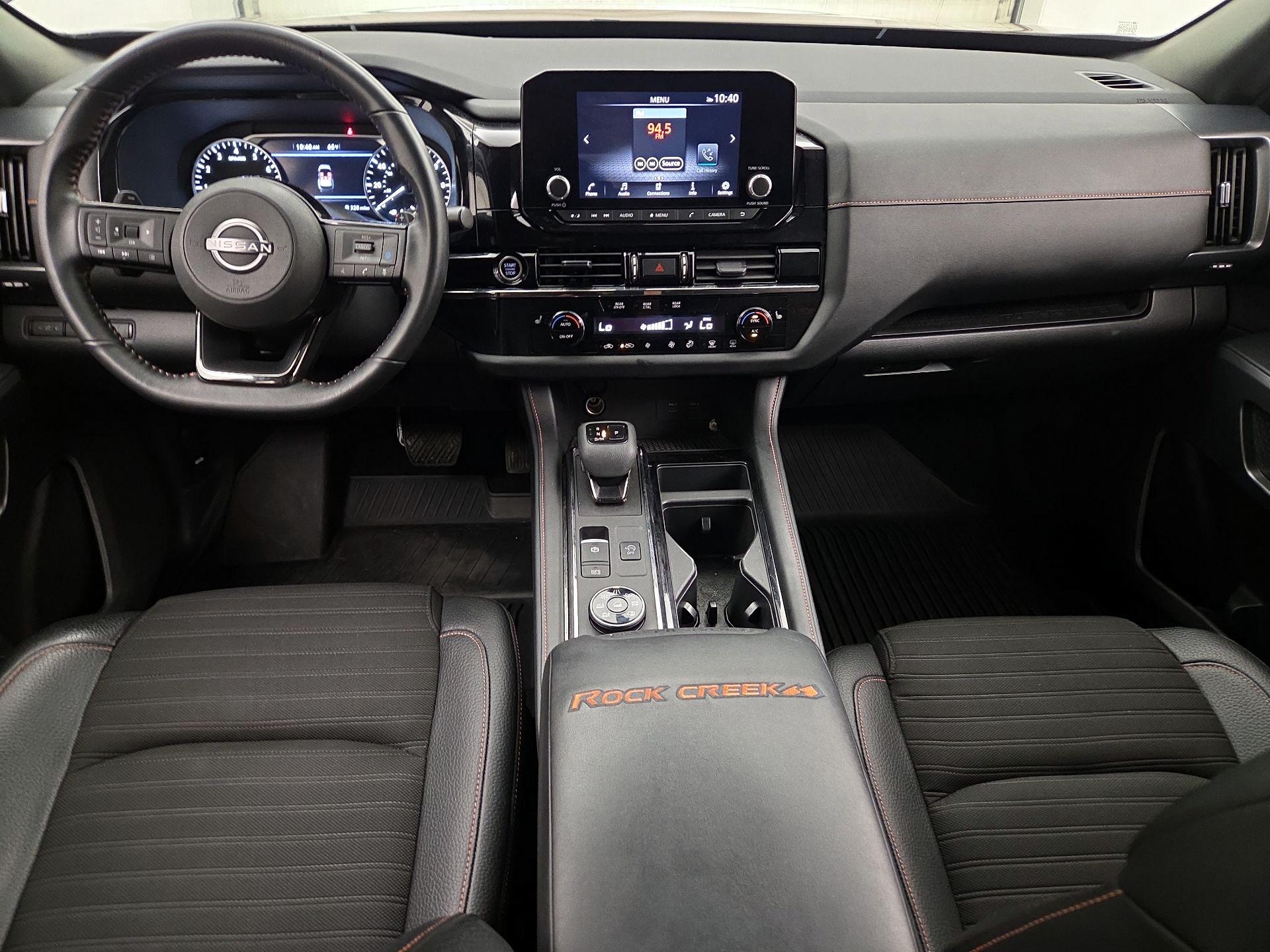 Thumbnail: 2023 Nissan Pathfinder - 9