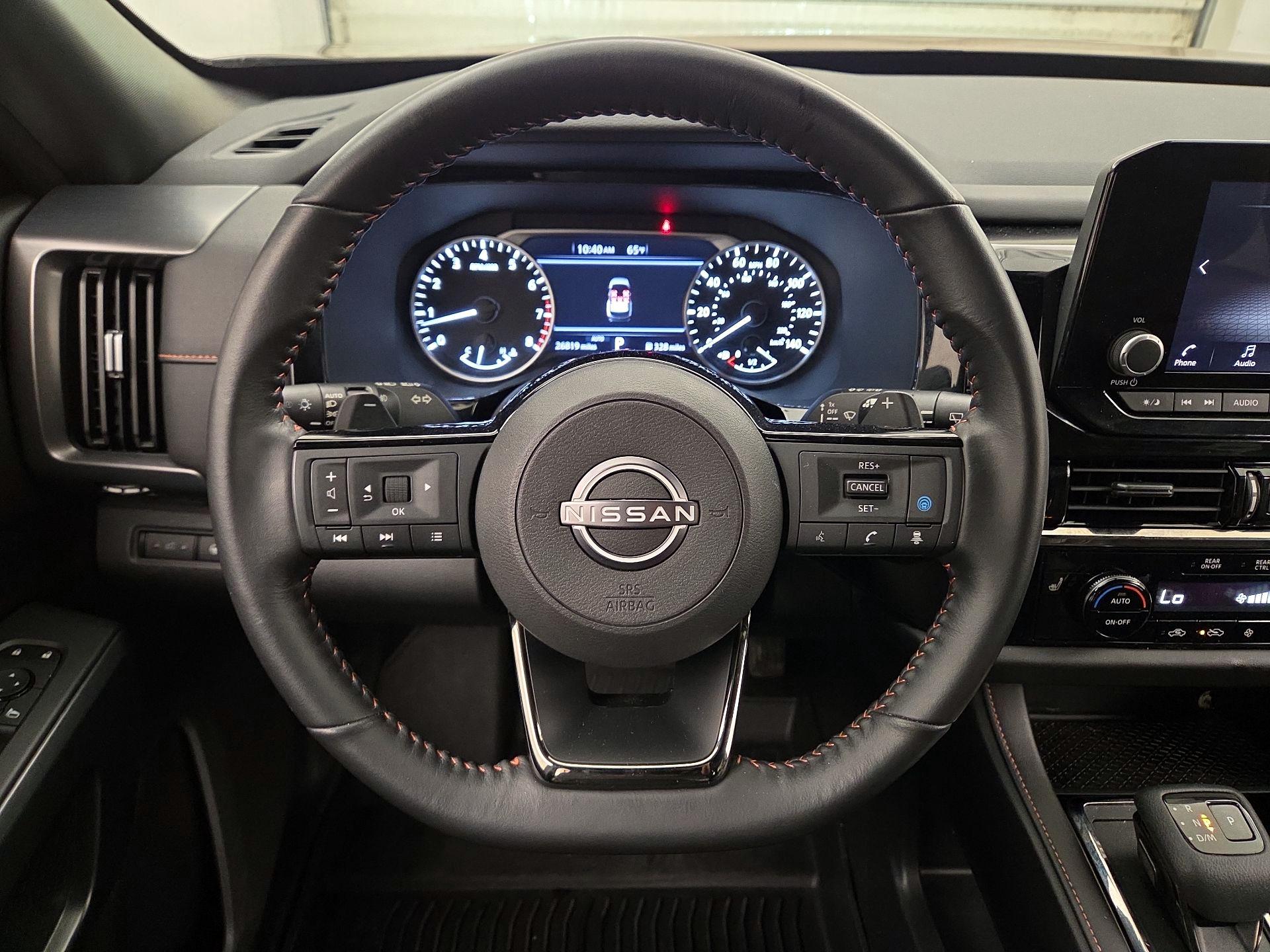 Thumbnail: 2023 Nissan Pathfinder - 10