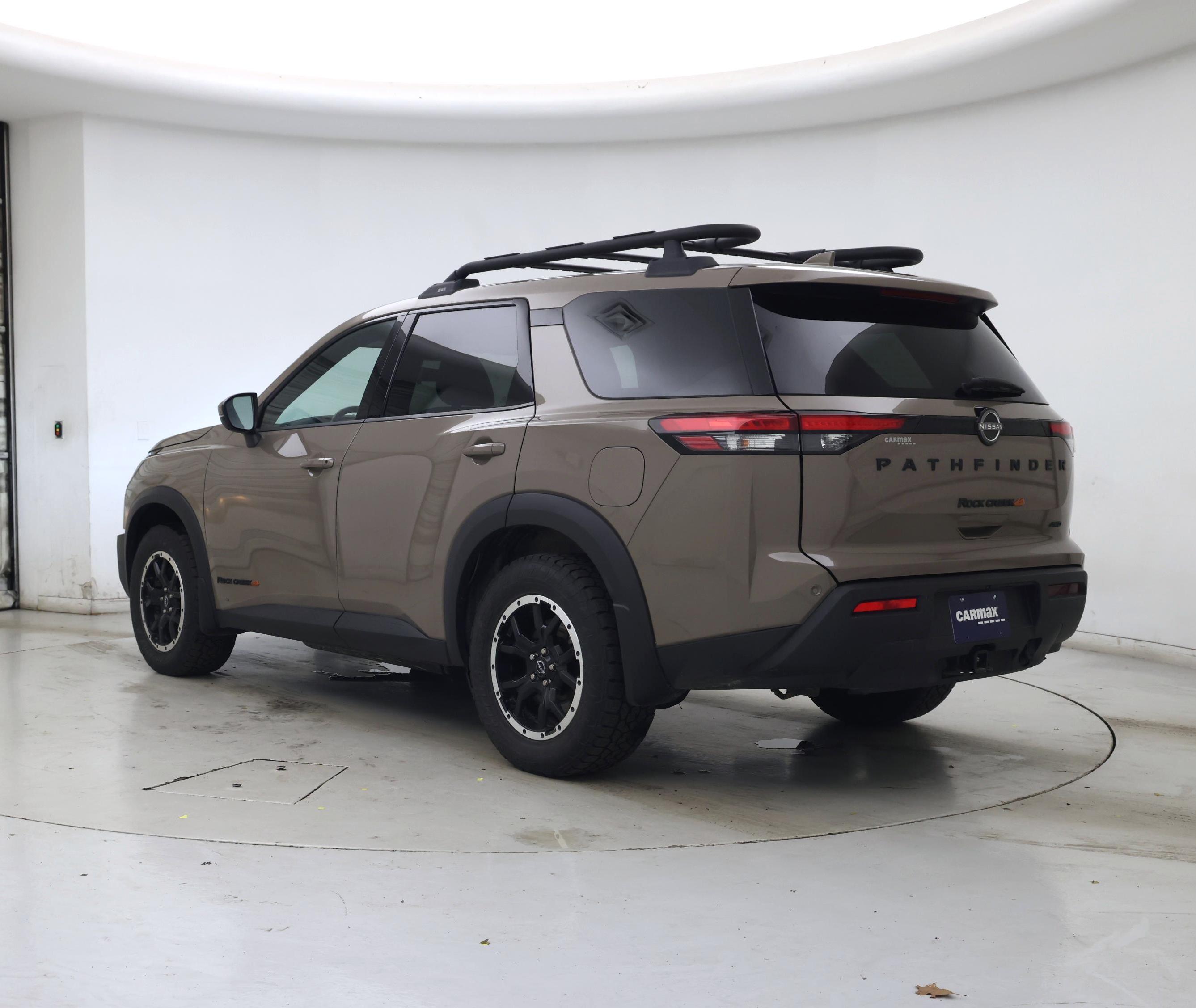 Thumbnail: 2023 Nissan Pathfinder - 2