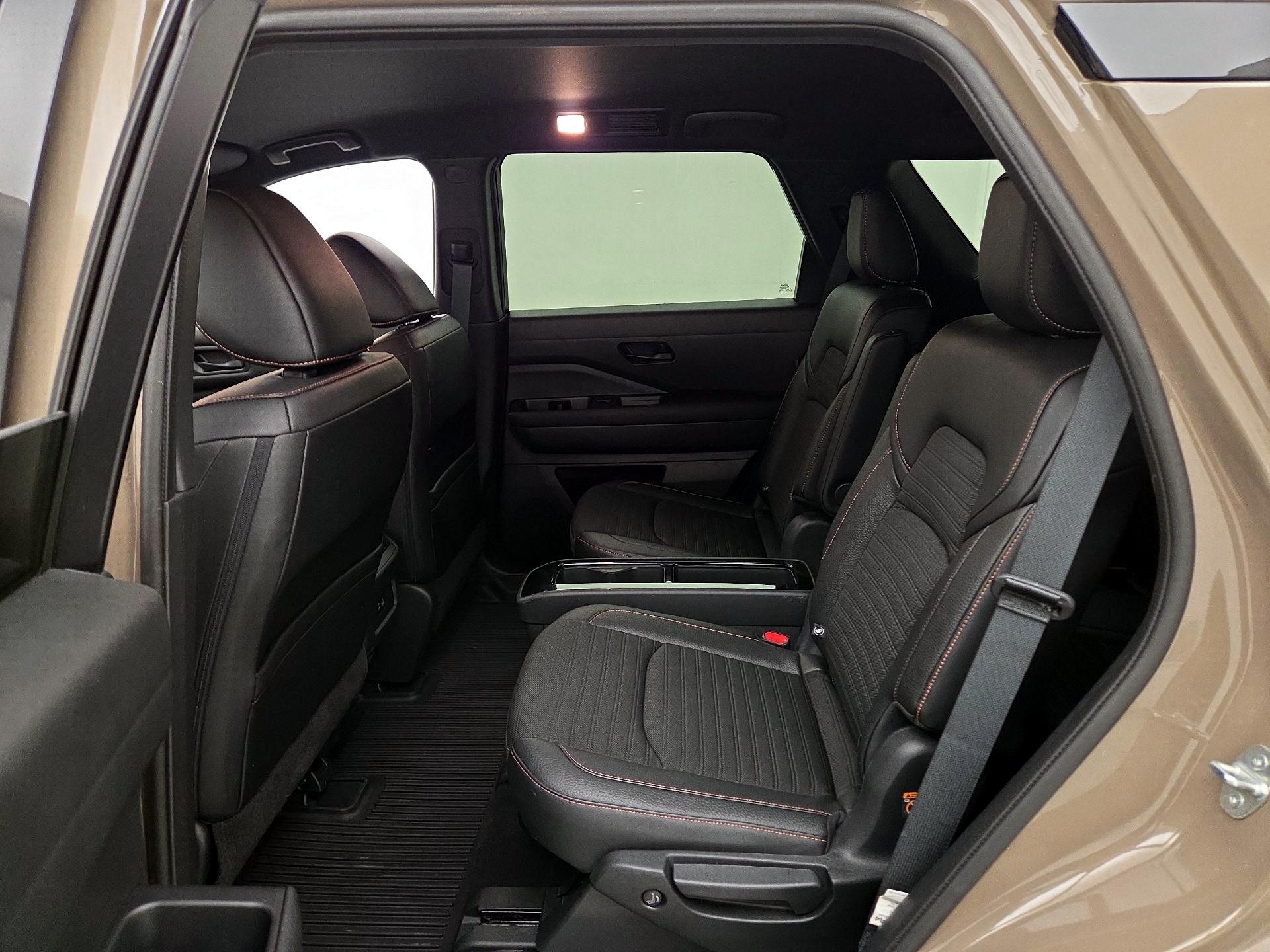 Thumbnail: 2023 Nissan Pathfinder - 19