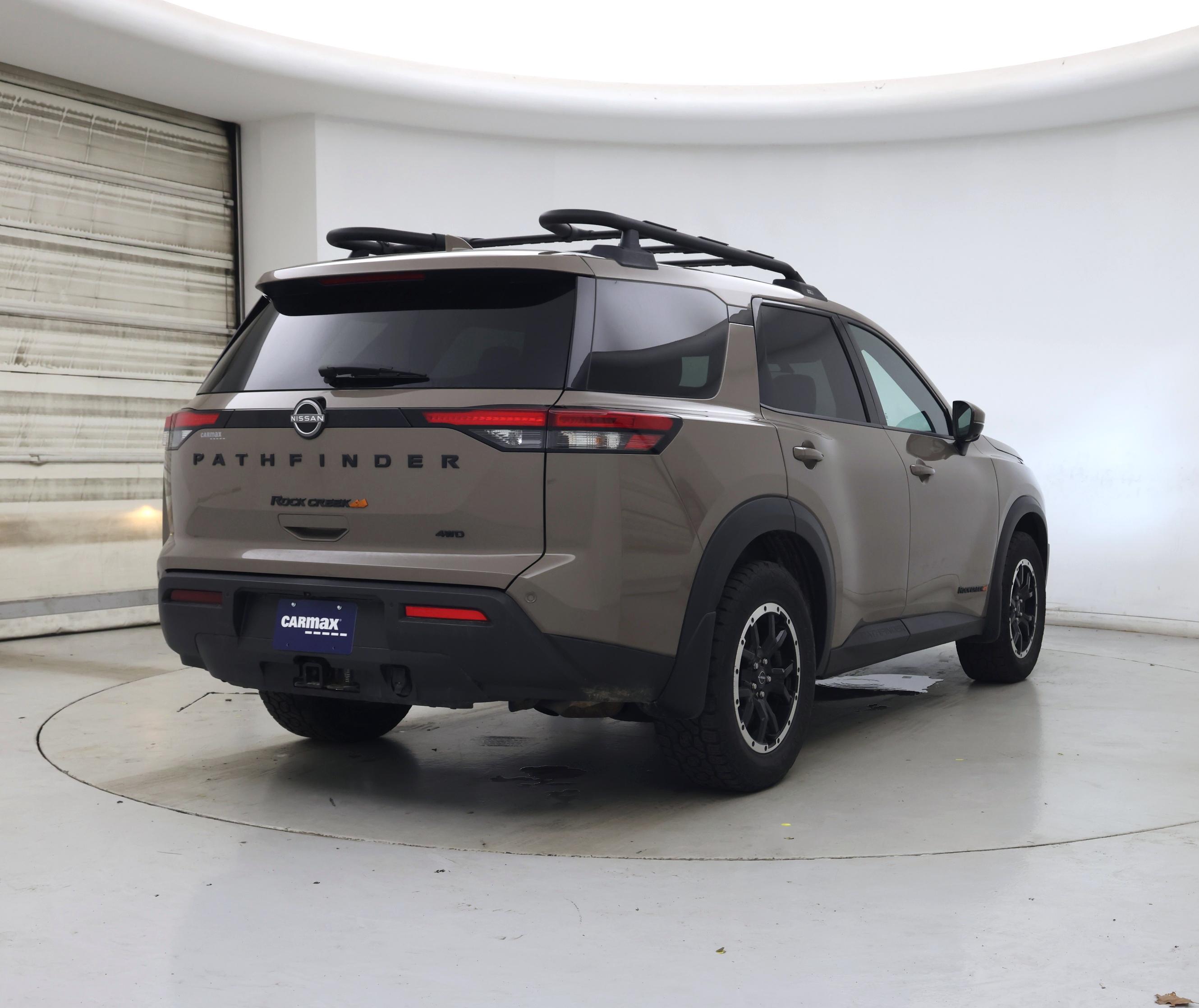 Thumbnail: 2023 Nissan Pathfinder - 8