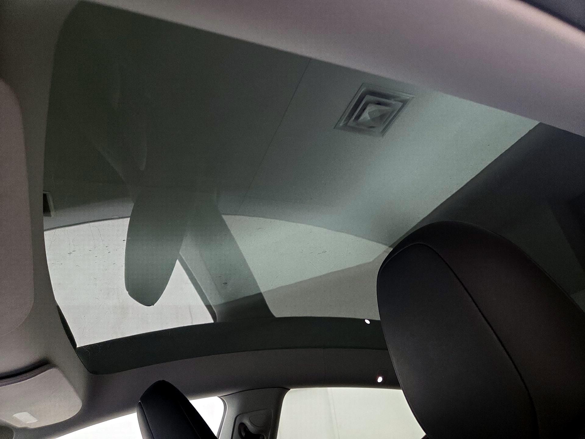 Thumbnail: 2023 Tesla Model Y - 18