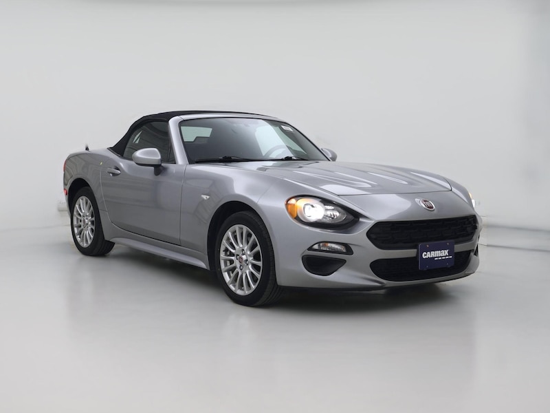 2017 Fiat 124 Spider Classica -
                  Westborough, MA