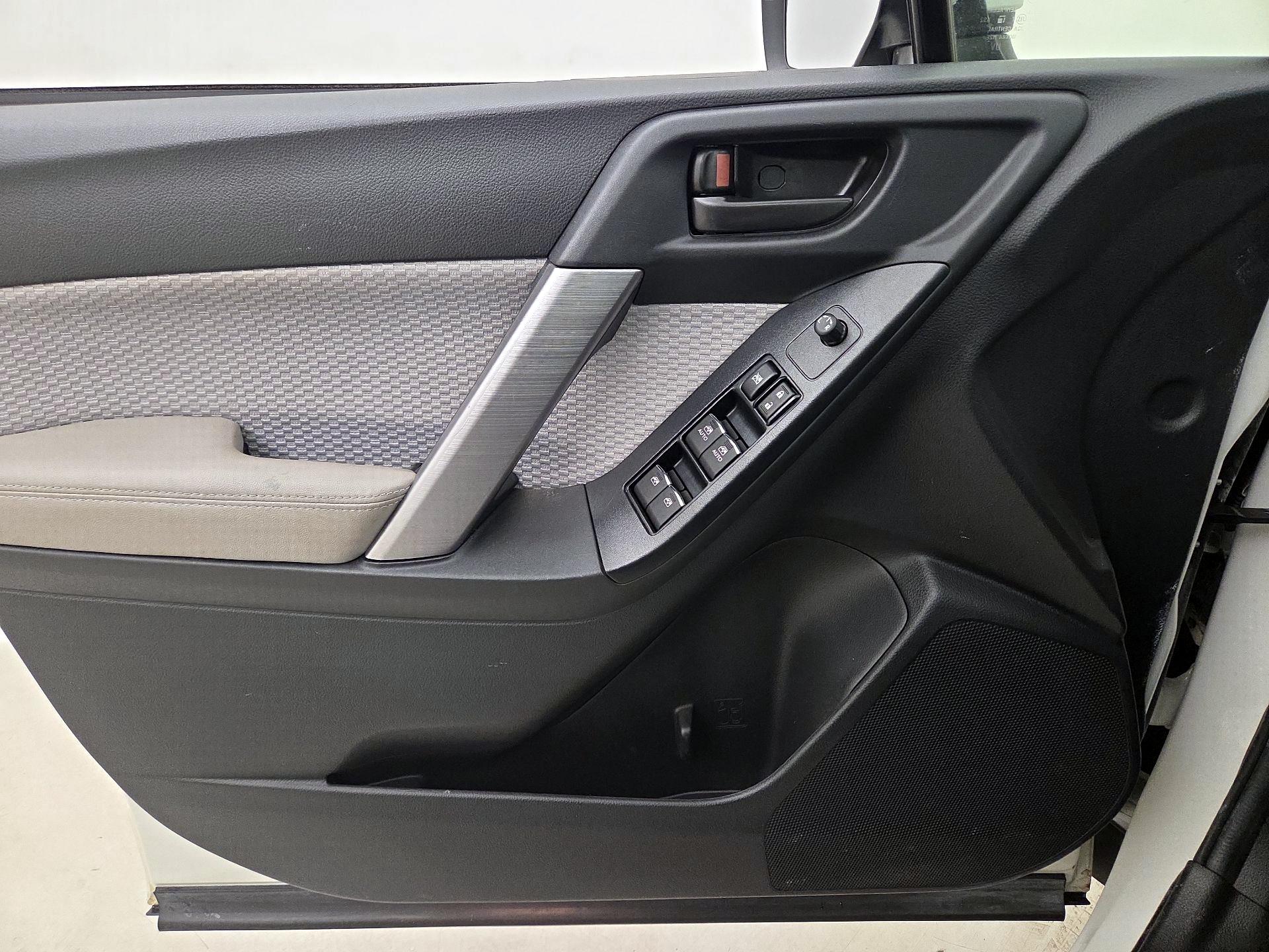 Thumbnail: 2018 Subaru Forester - 12