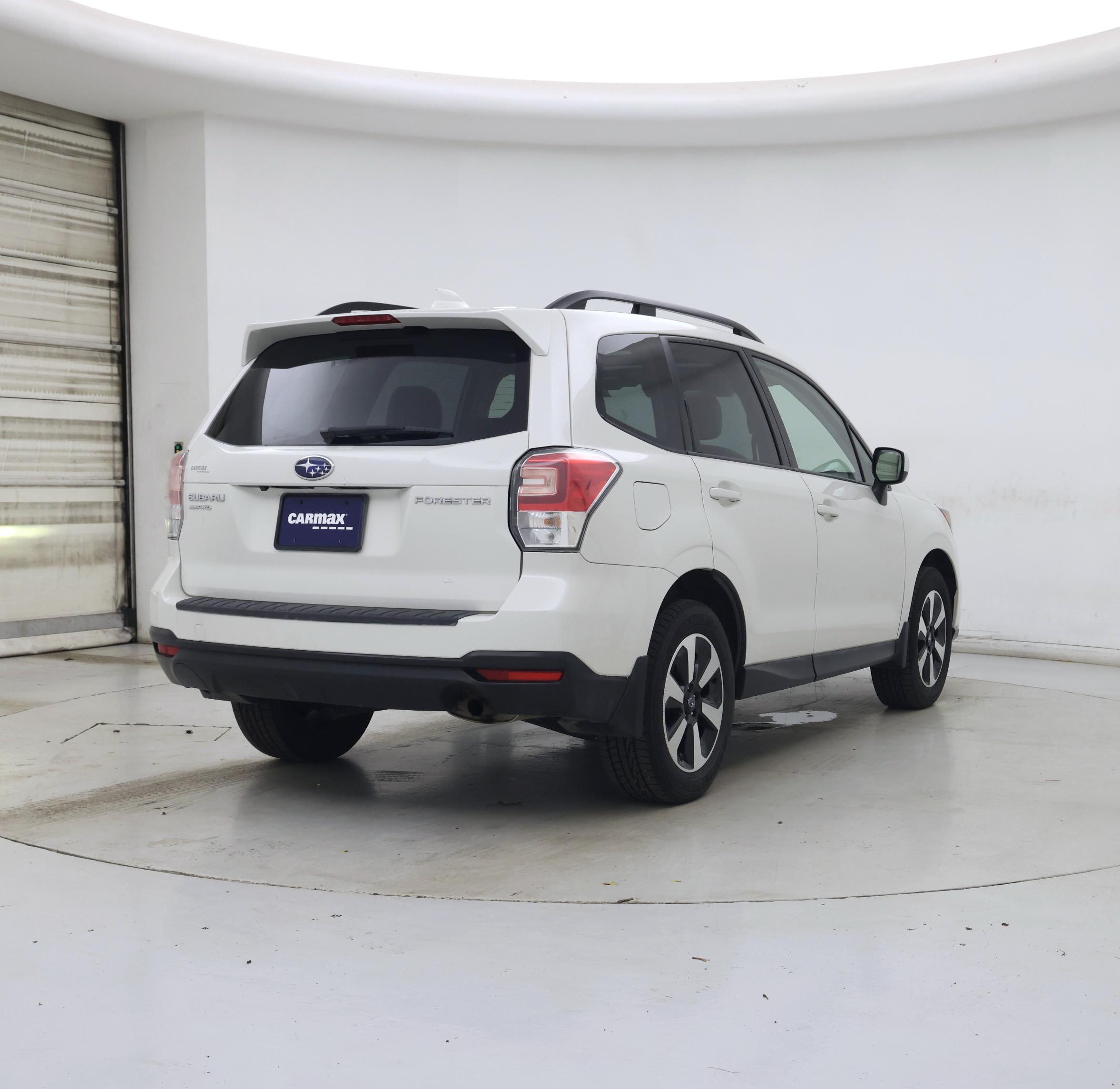 Thumbnail: 2018 Subaru Forester - 8