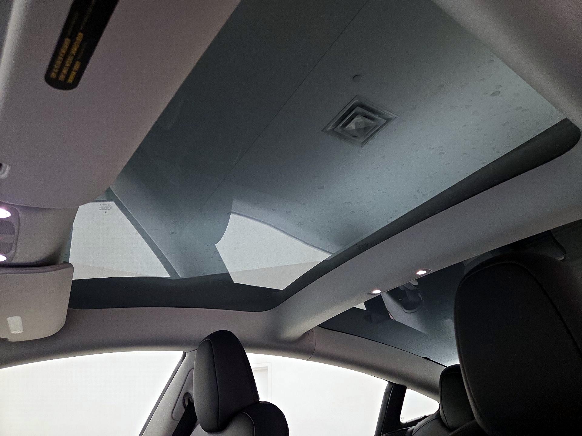 Thumbnail: 2023 Tesla Model 3 - 18