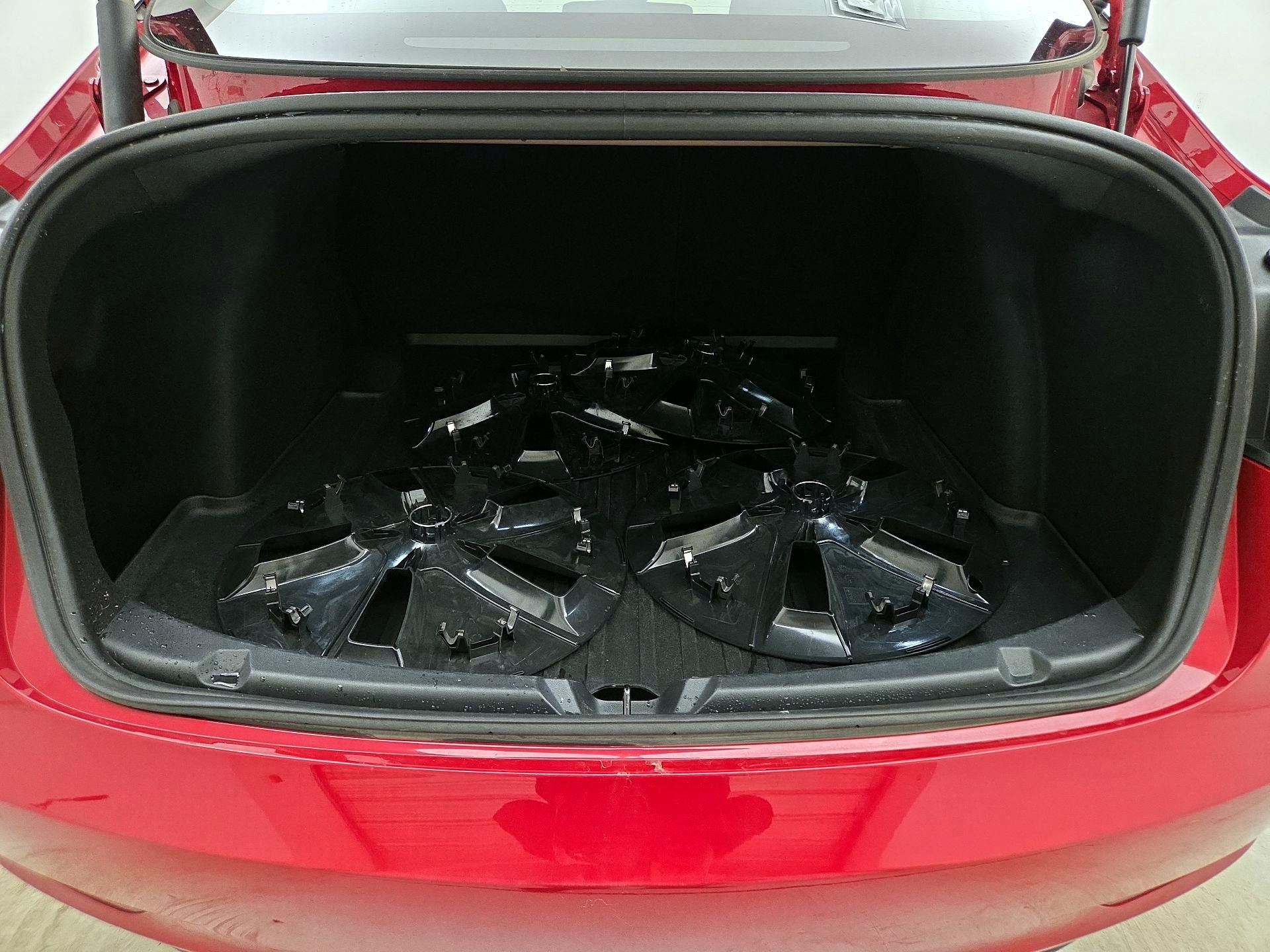 Thumbnail: 2023 Tesla Model 3 - 20