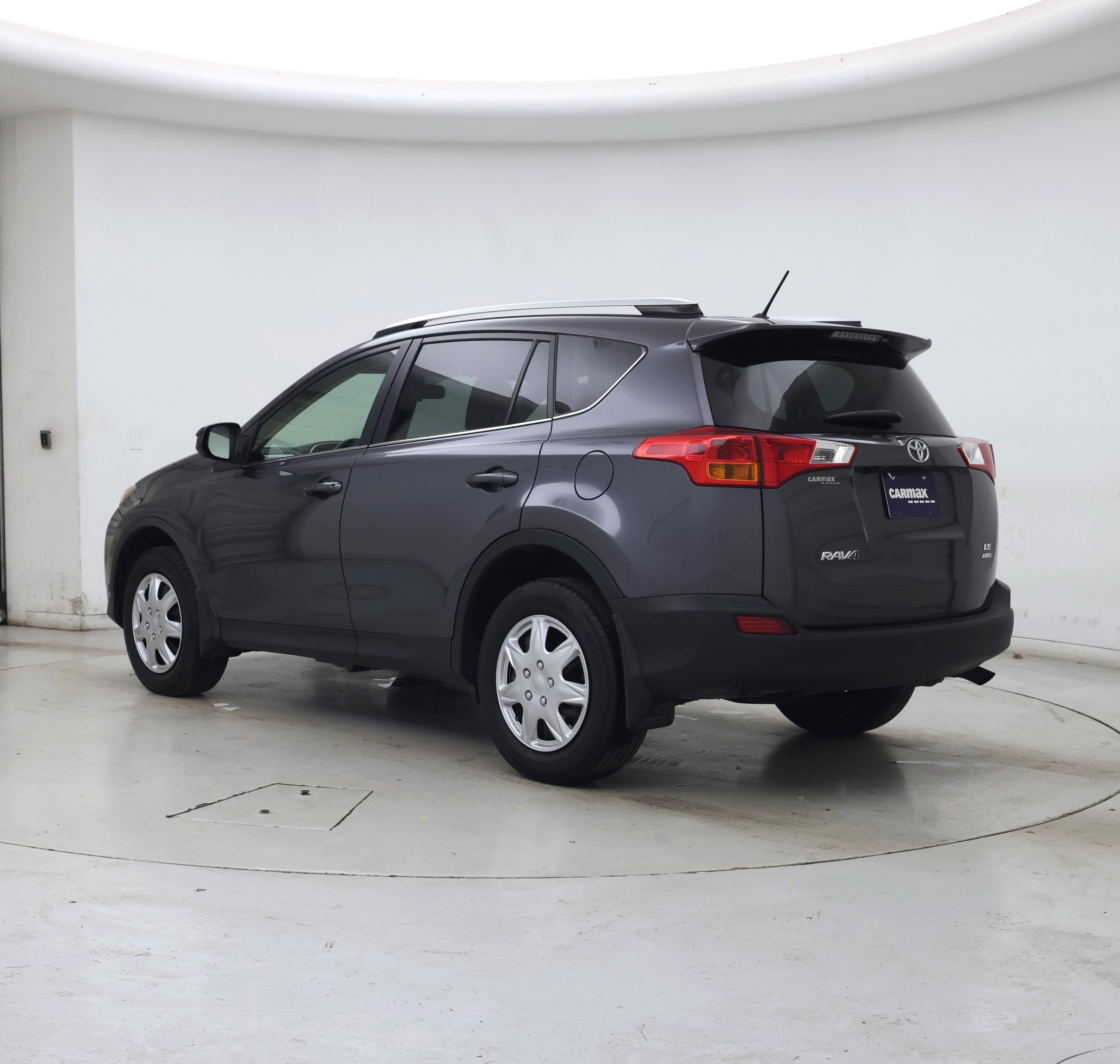 Thumbnail: 2015 Toyota RAV4 - 2