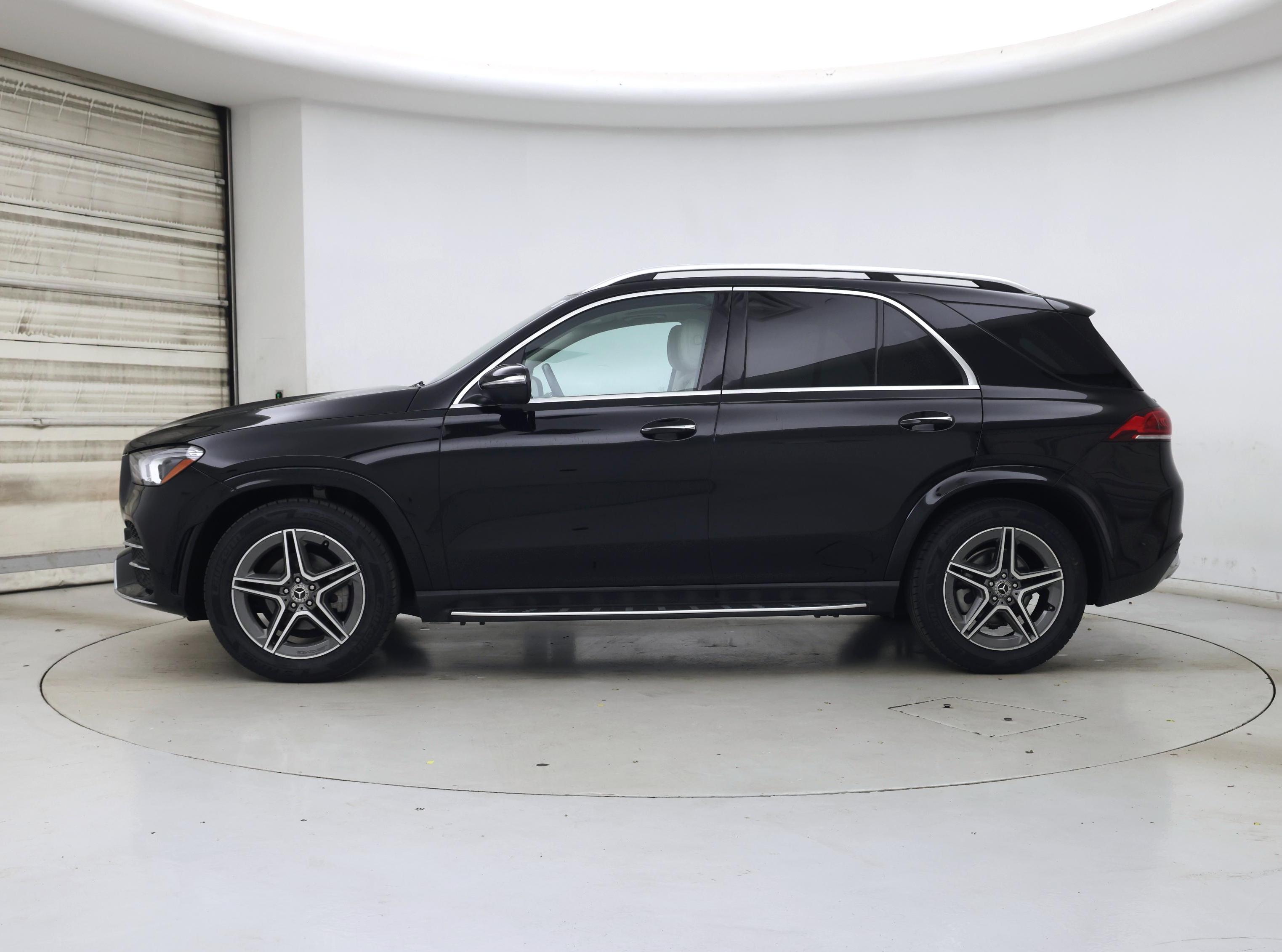Thumbnail: 2022 Mercedes-Benz GLE - 3