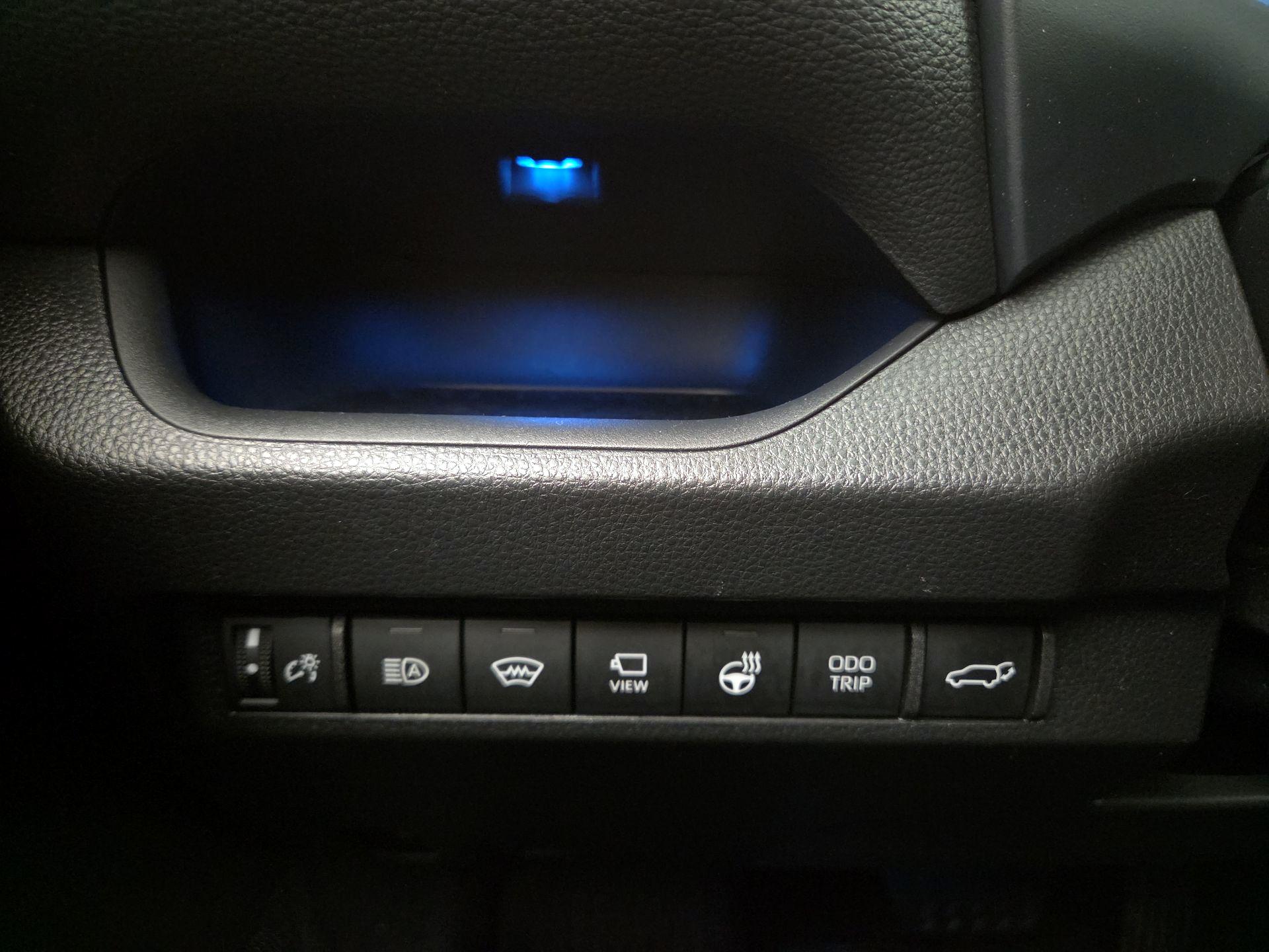 Thumbnail: 2024 Toyota RAV4 - 13