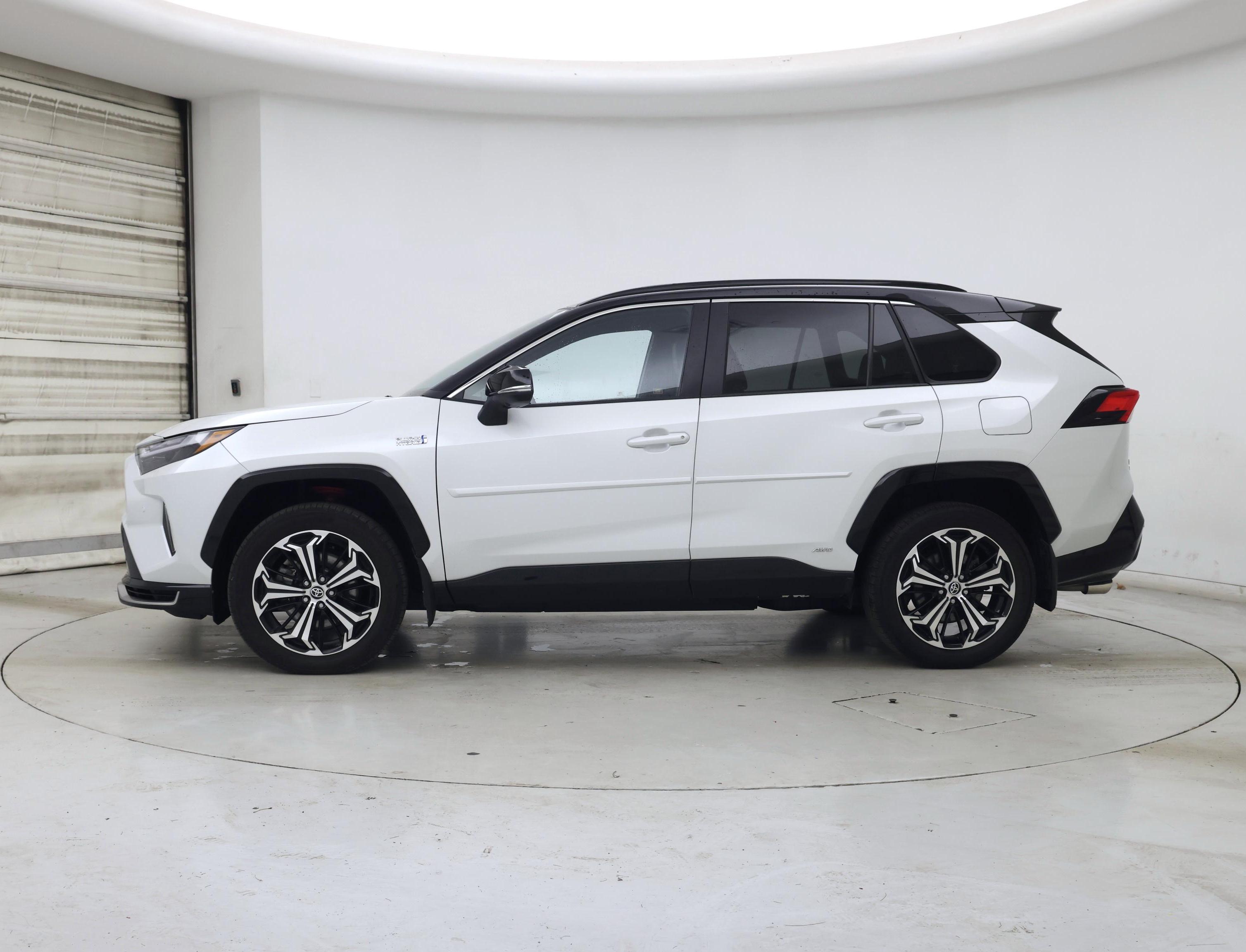 Thumbnail: 2024 Toyota RAV4 - 3