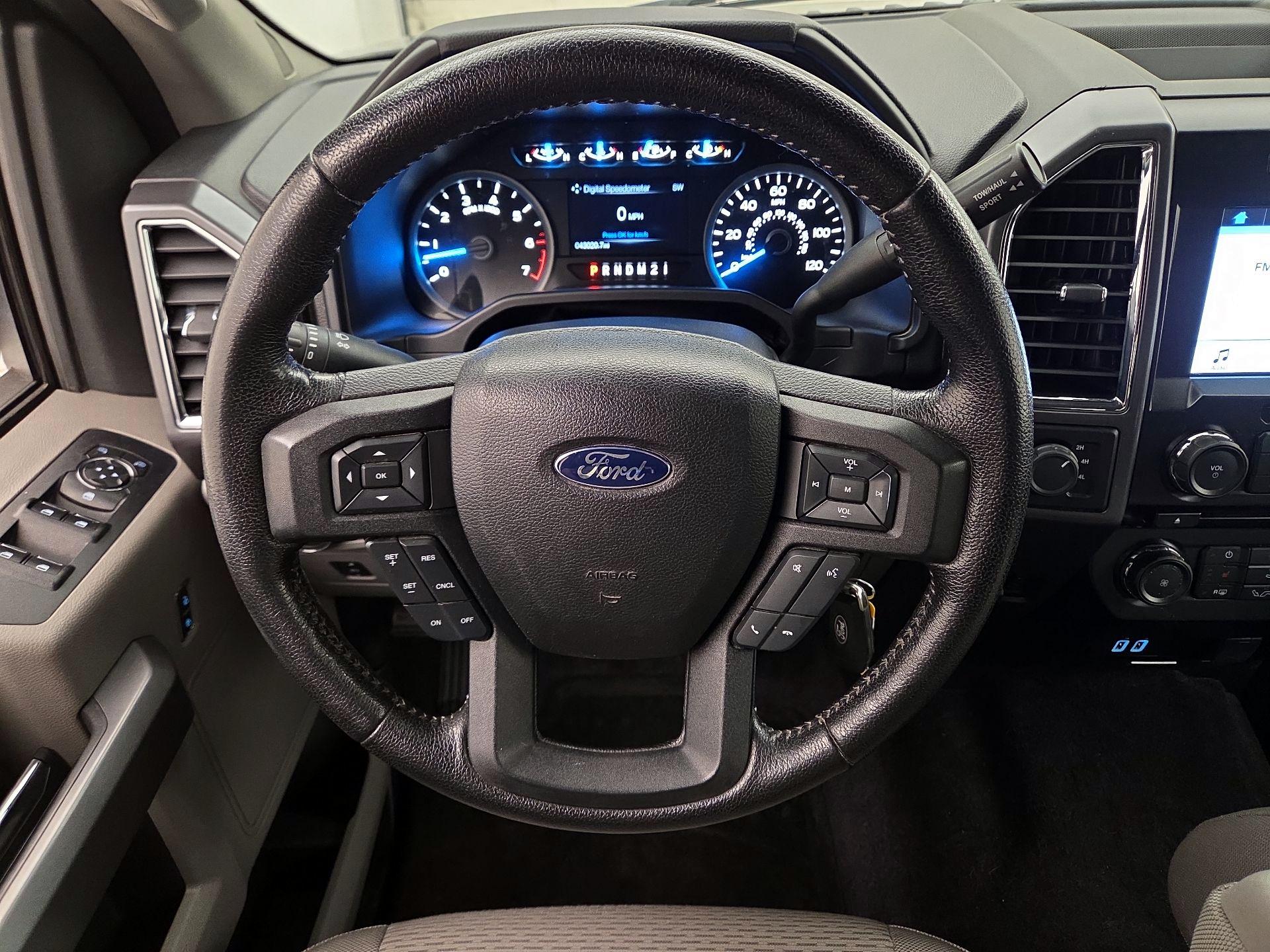 Thumbnail: 2016 Ford F-150 - 10