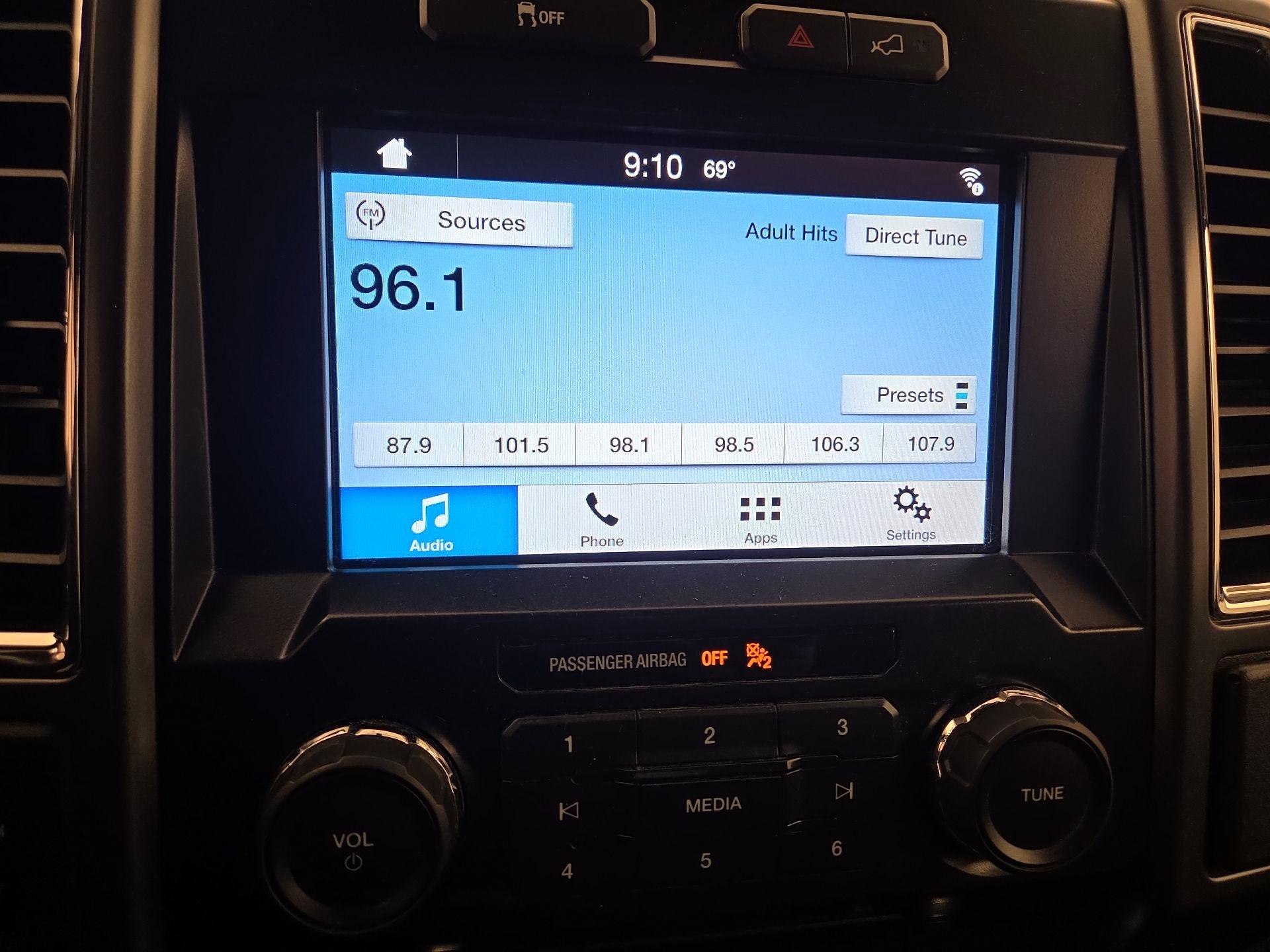 Thumbnail: 2016 Ford F-150 - 15