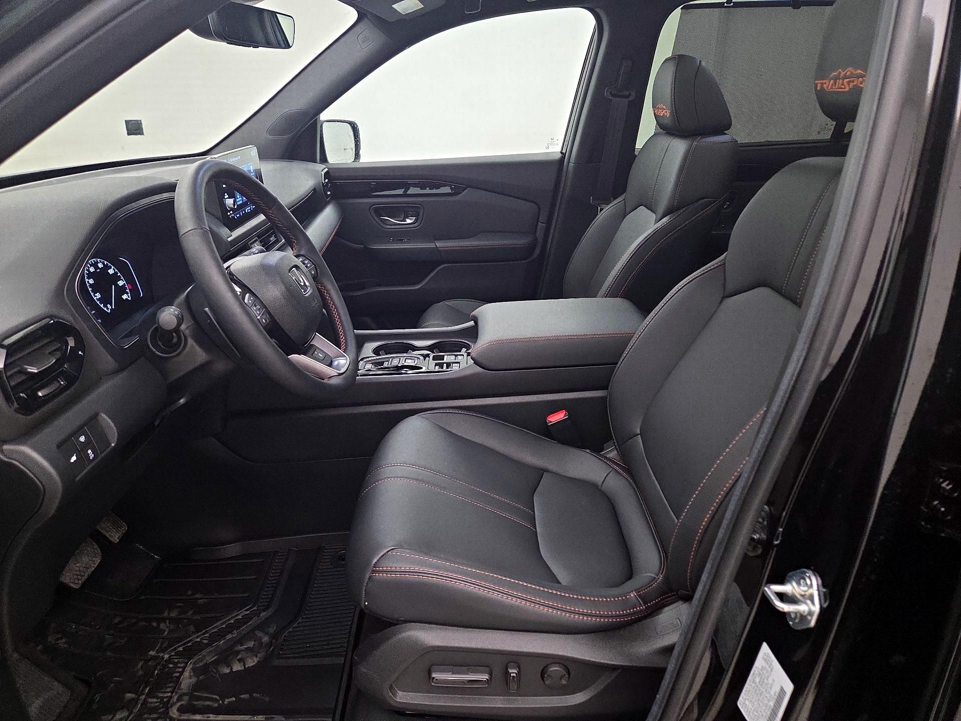 Thumbnail: 2025 Honda Pilot - 11