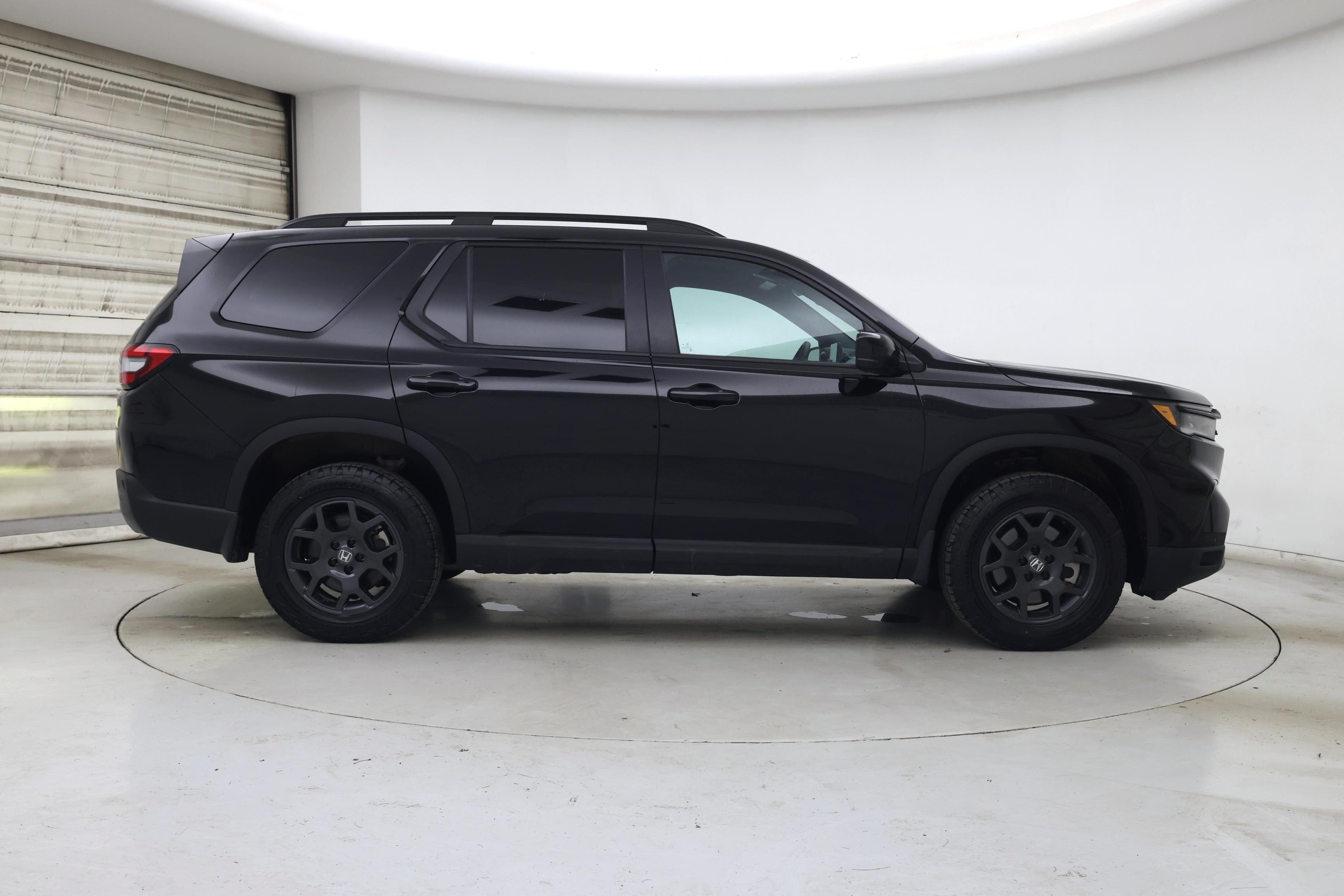 Thumbnail: 2025 Honda Pilot - 7