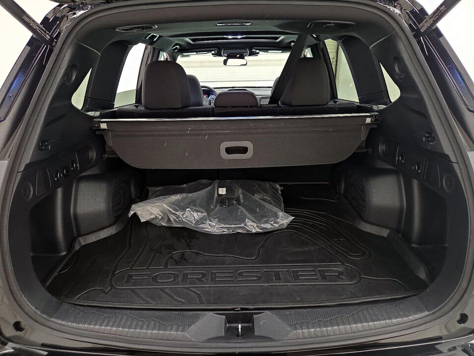 2025 Subaru Forester Premium - Photo 22