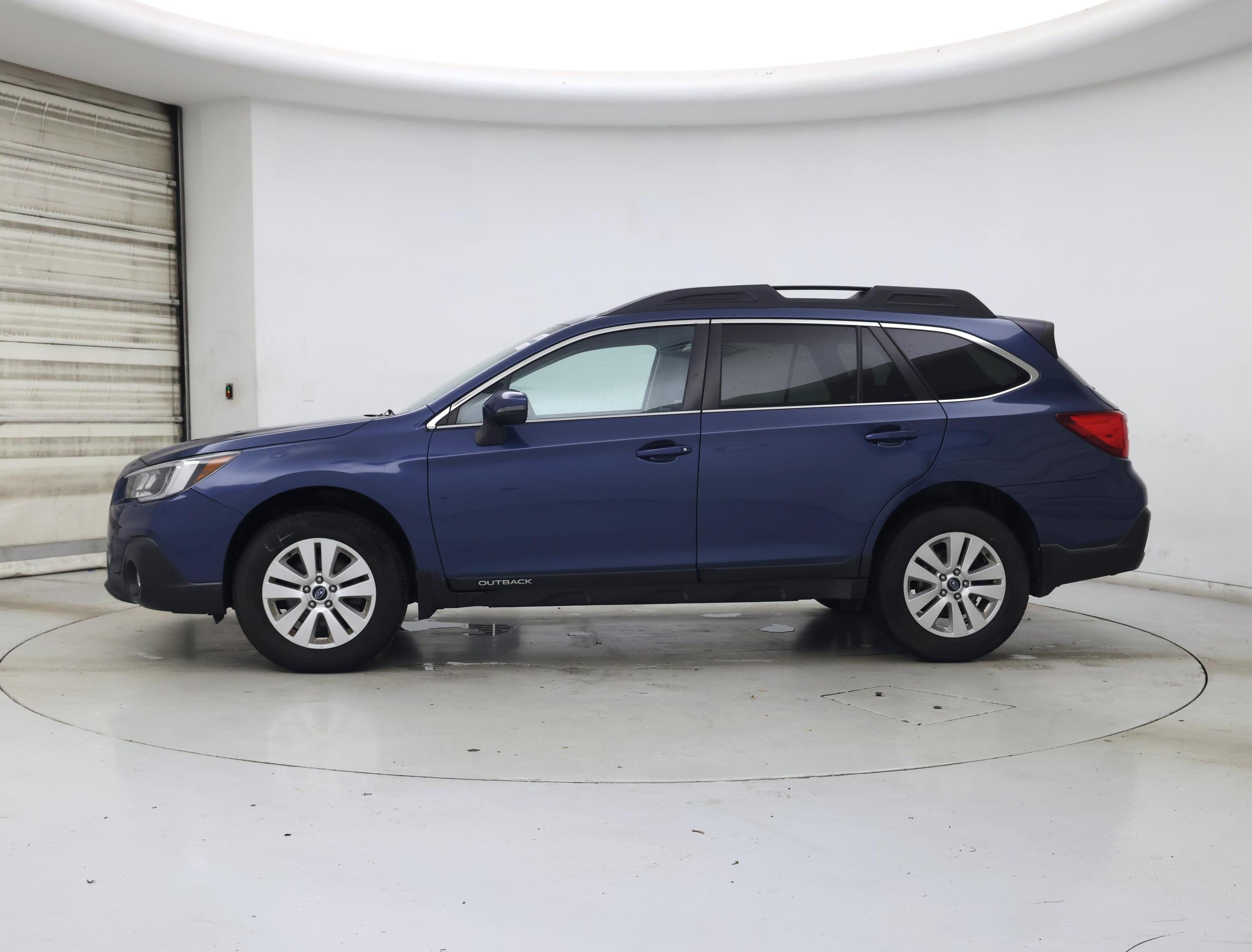 Thumbnail: 2019 Subaru Outback - 3