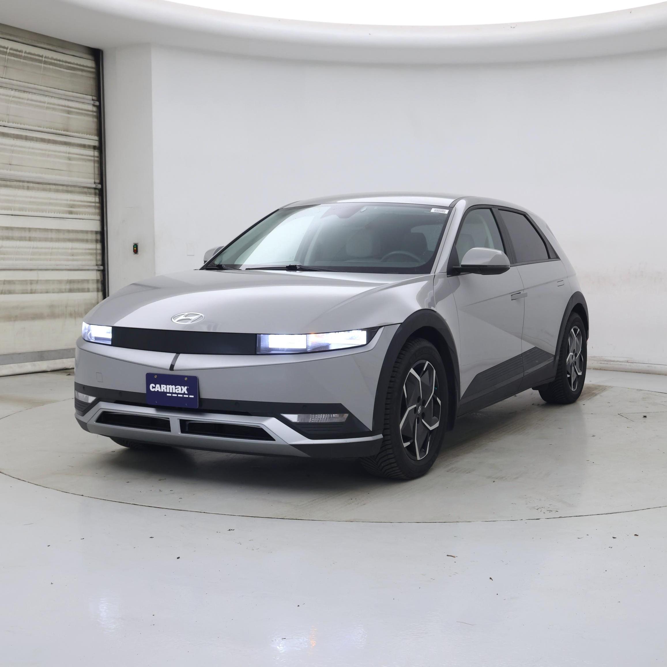 Thumbnail: 2023 Hyundai Ioniq 5 - 4