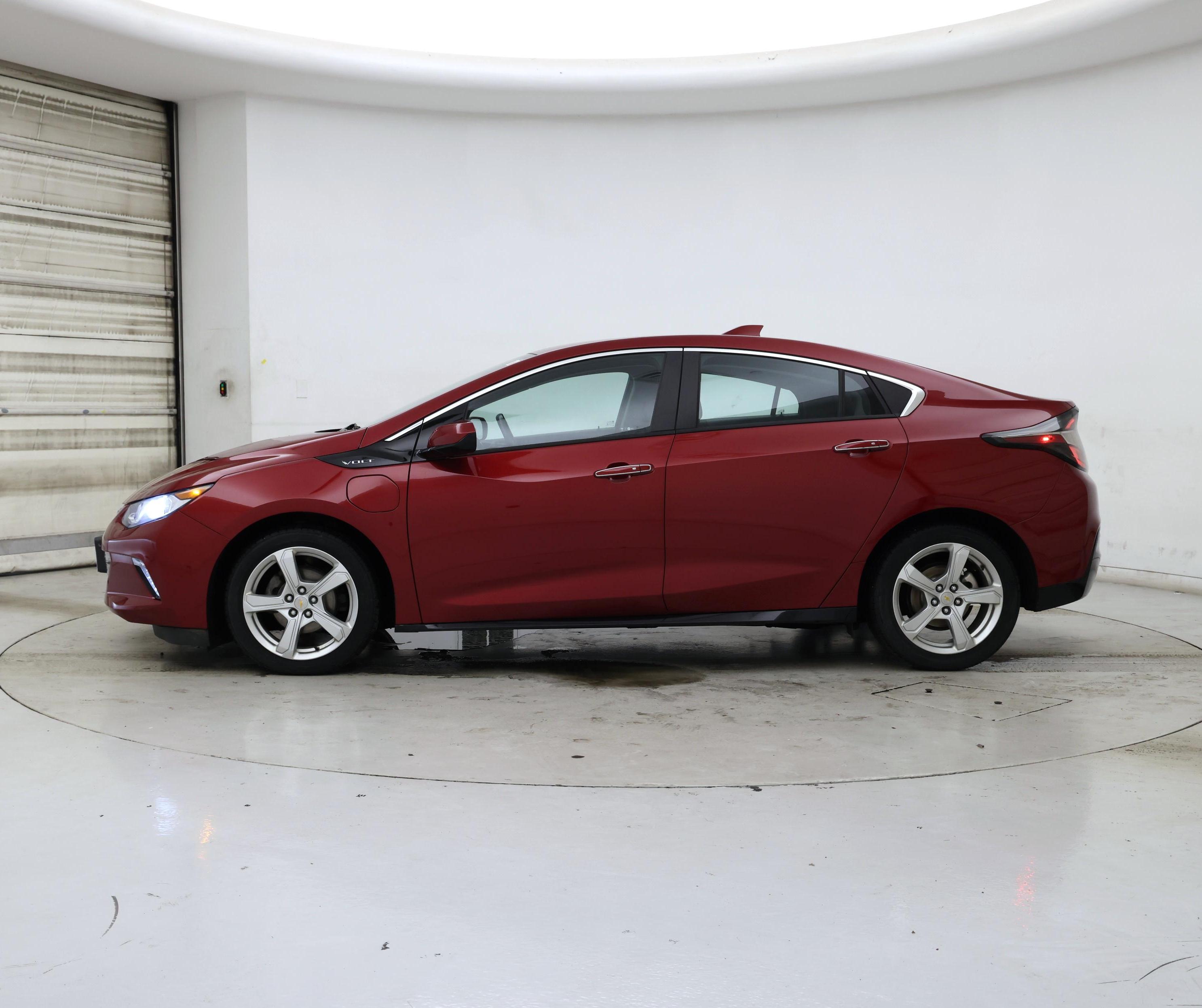 Thumbnail: 2018 Chevrolet Volt - 3