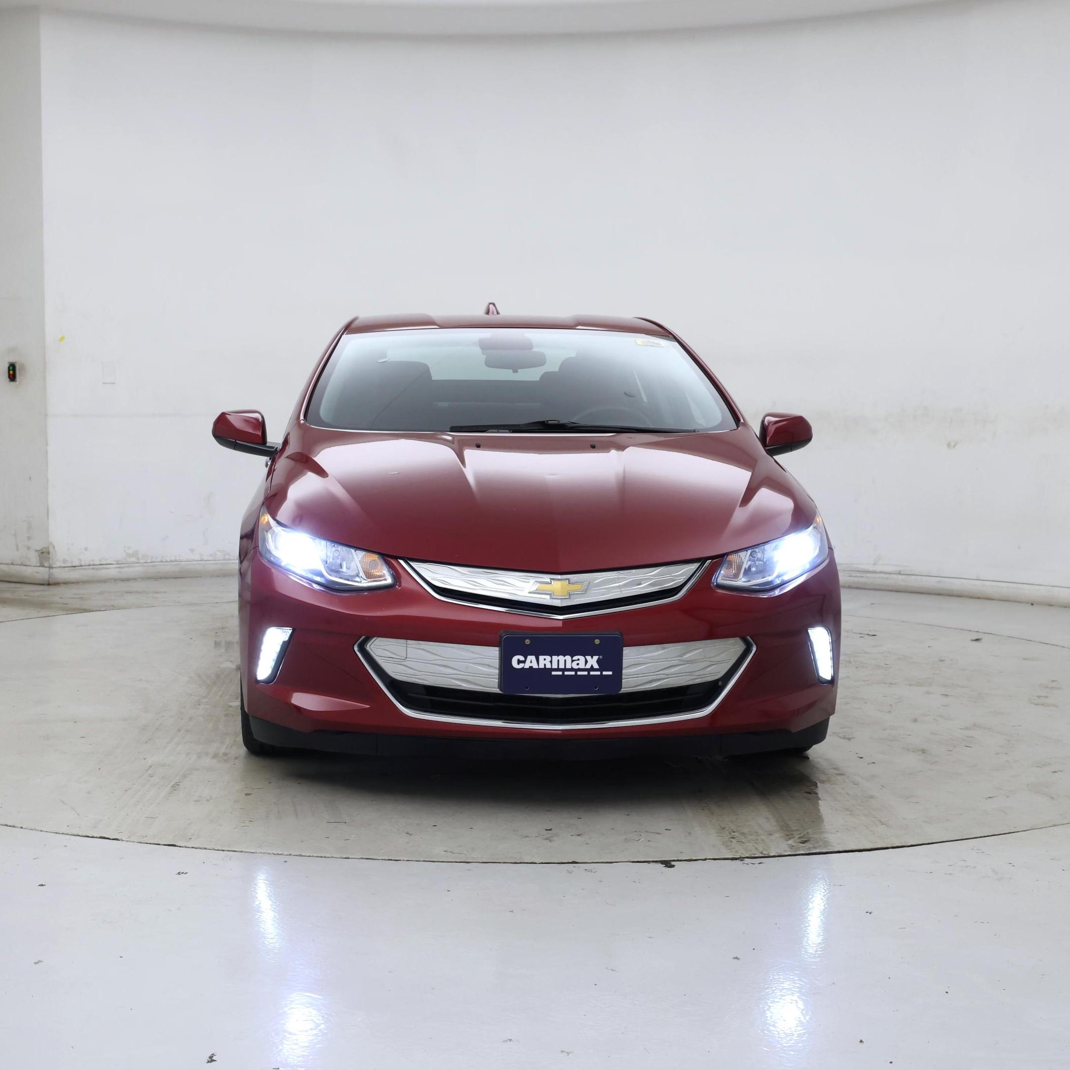 Thumbnail: 2018 Chevrolet Volt - 5
