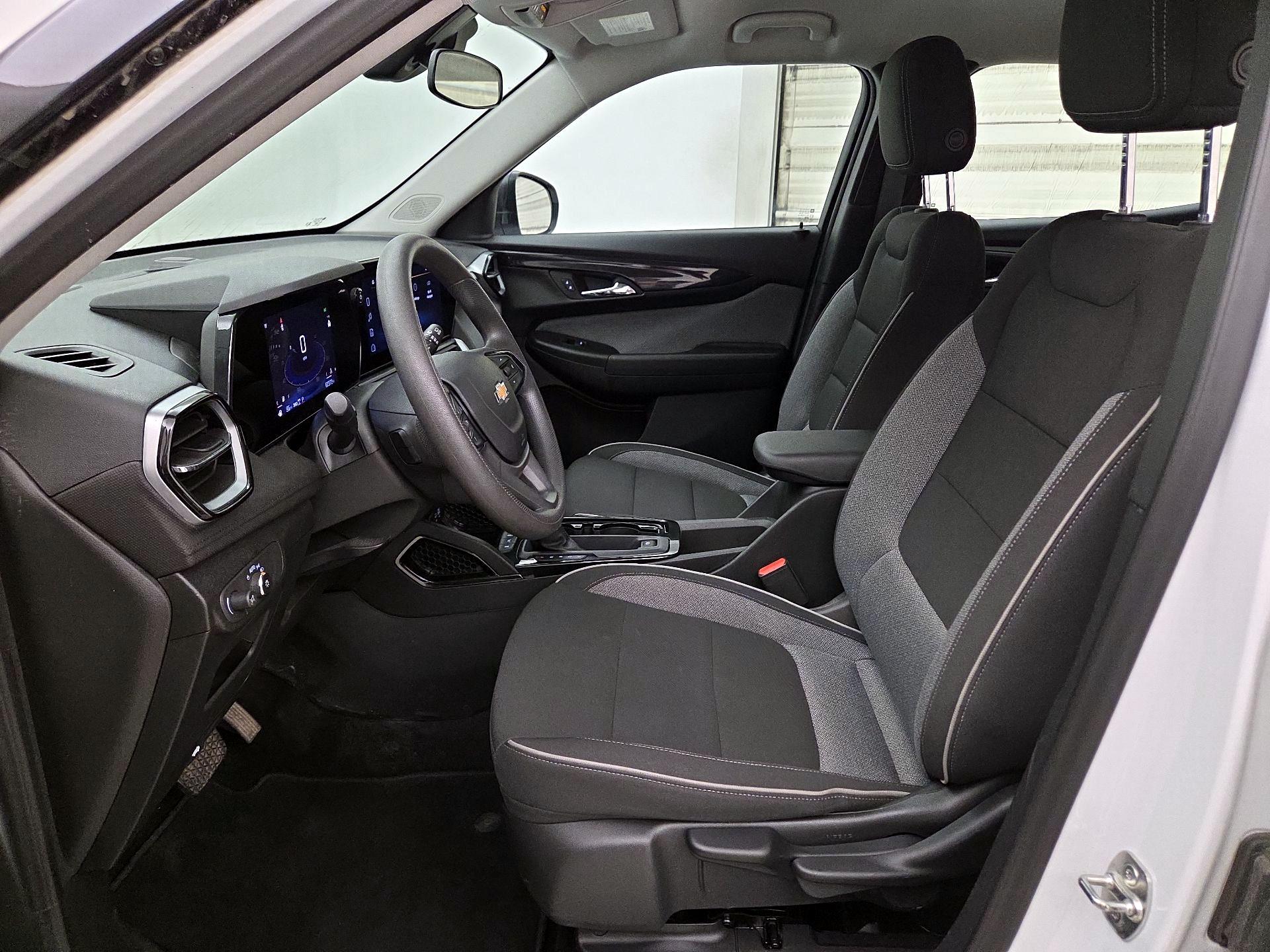 Thumbnail: 2024 Chevrolet TrailBlazer - 11