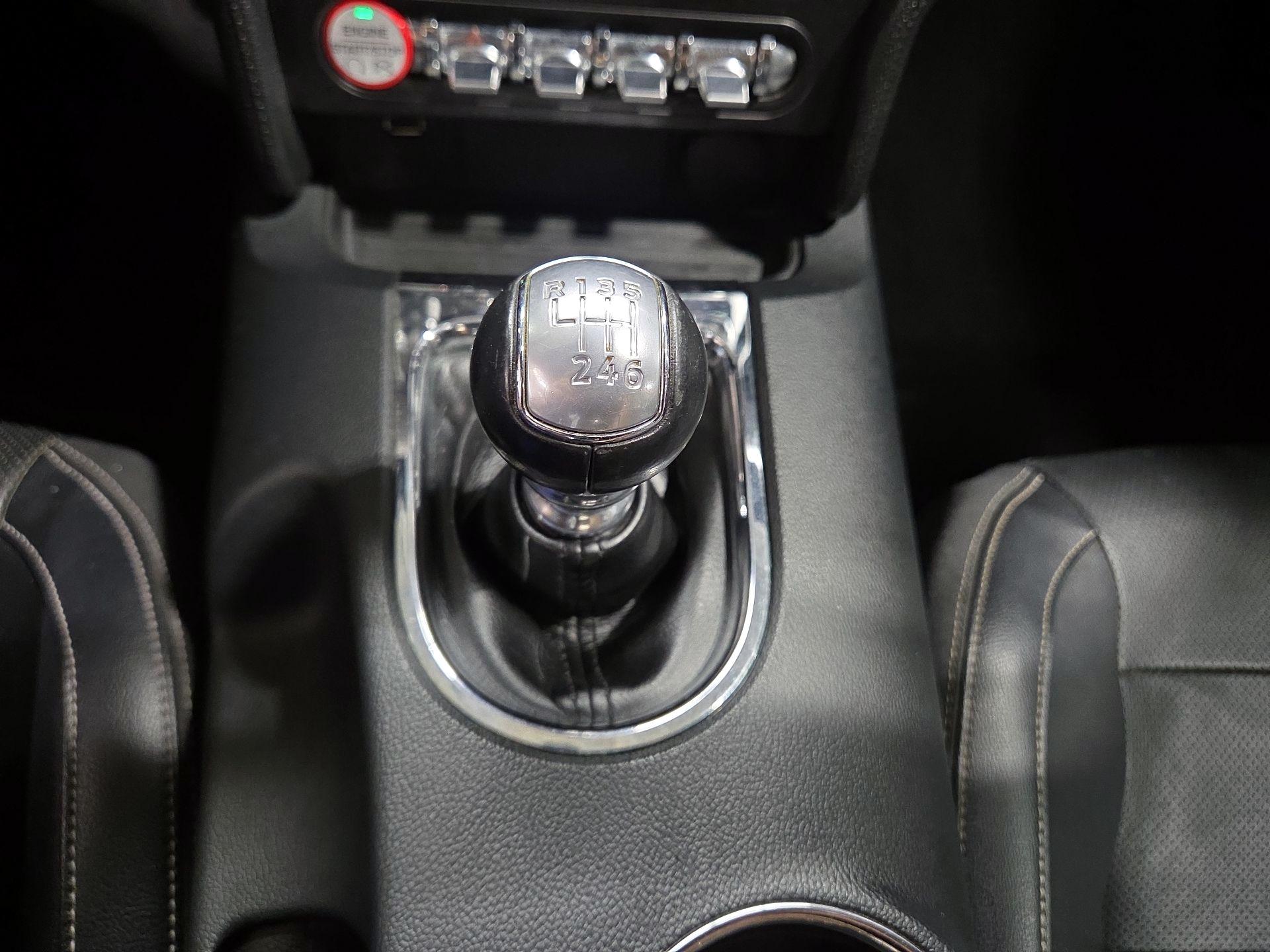 Thumbnail: 2015 Ford Mustang - 17
