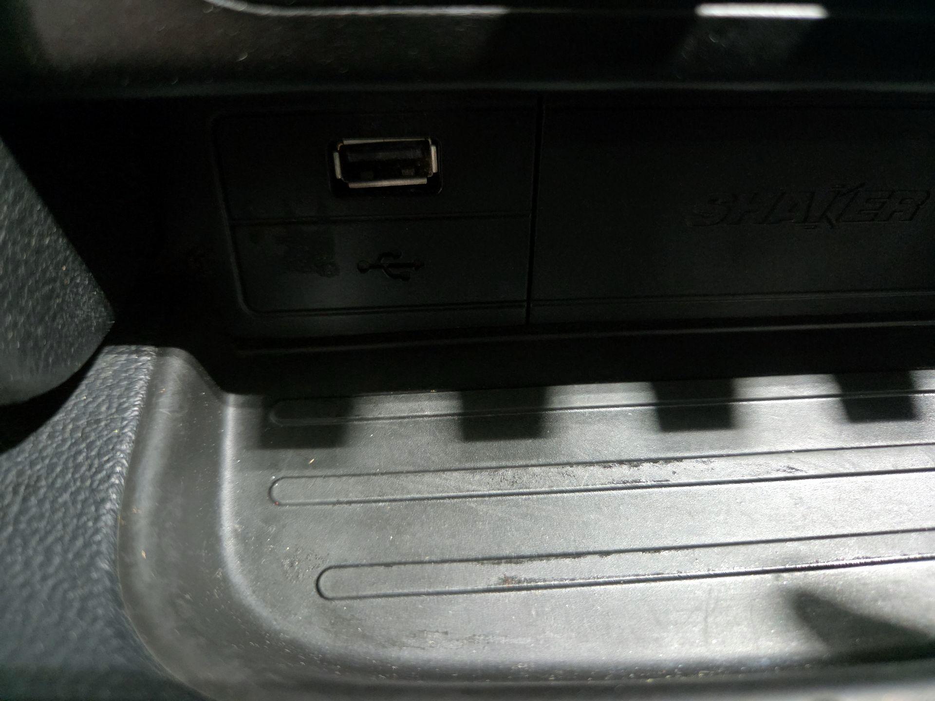 Thumbnail: 2015 Ford Mustang - 18