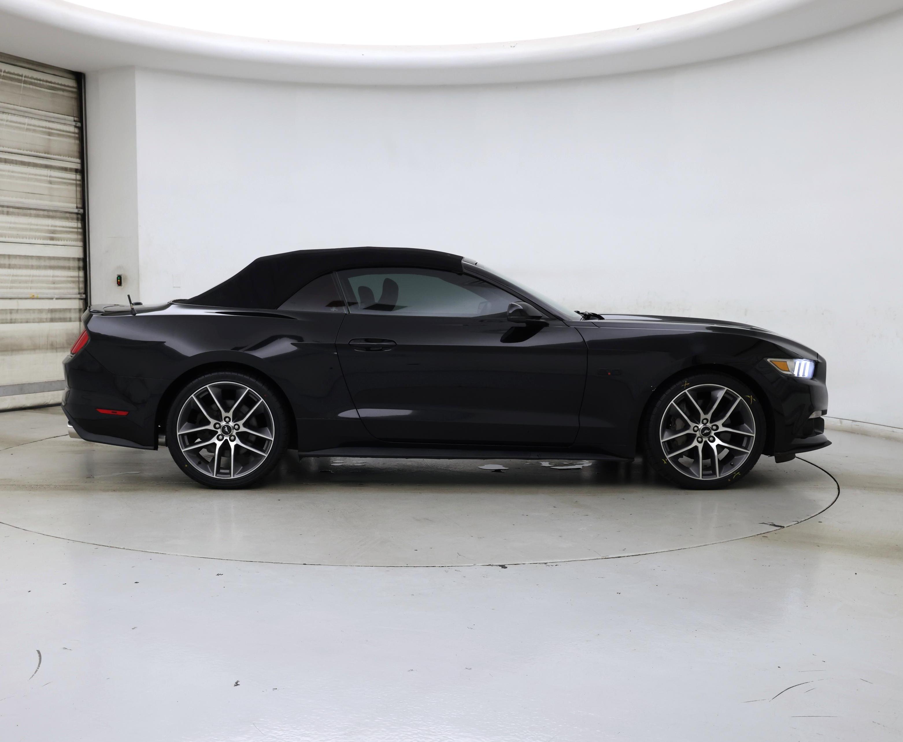 Thumbnail: 2015 Ford Mustang - 7