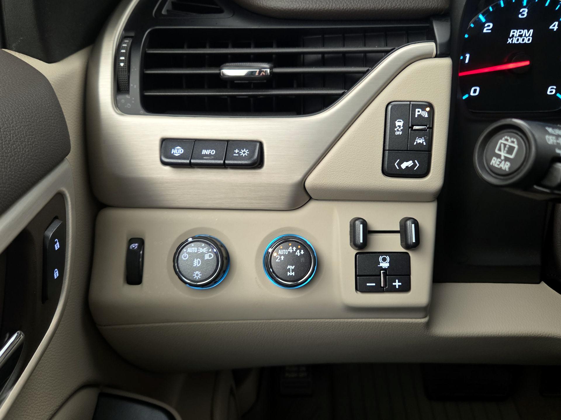 Thumbnail: 2019 GMC Yukon - 13
