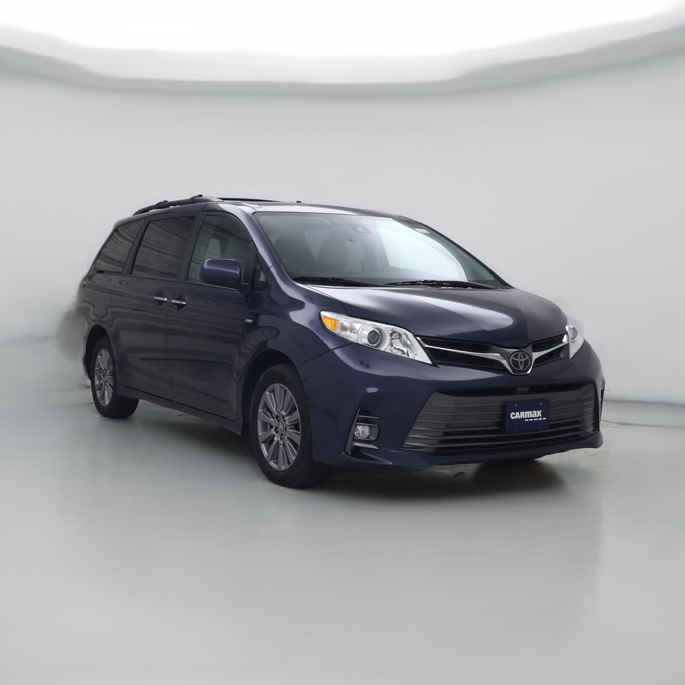 Thumbnail: 2019 Toyota Sienna - 1