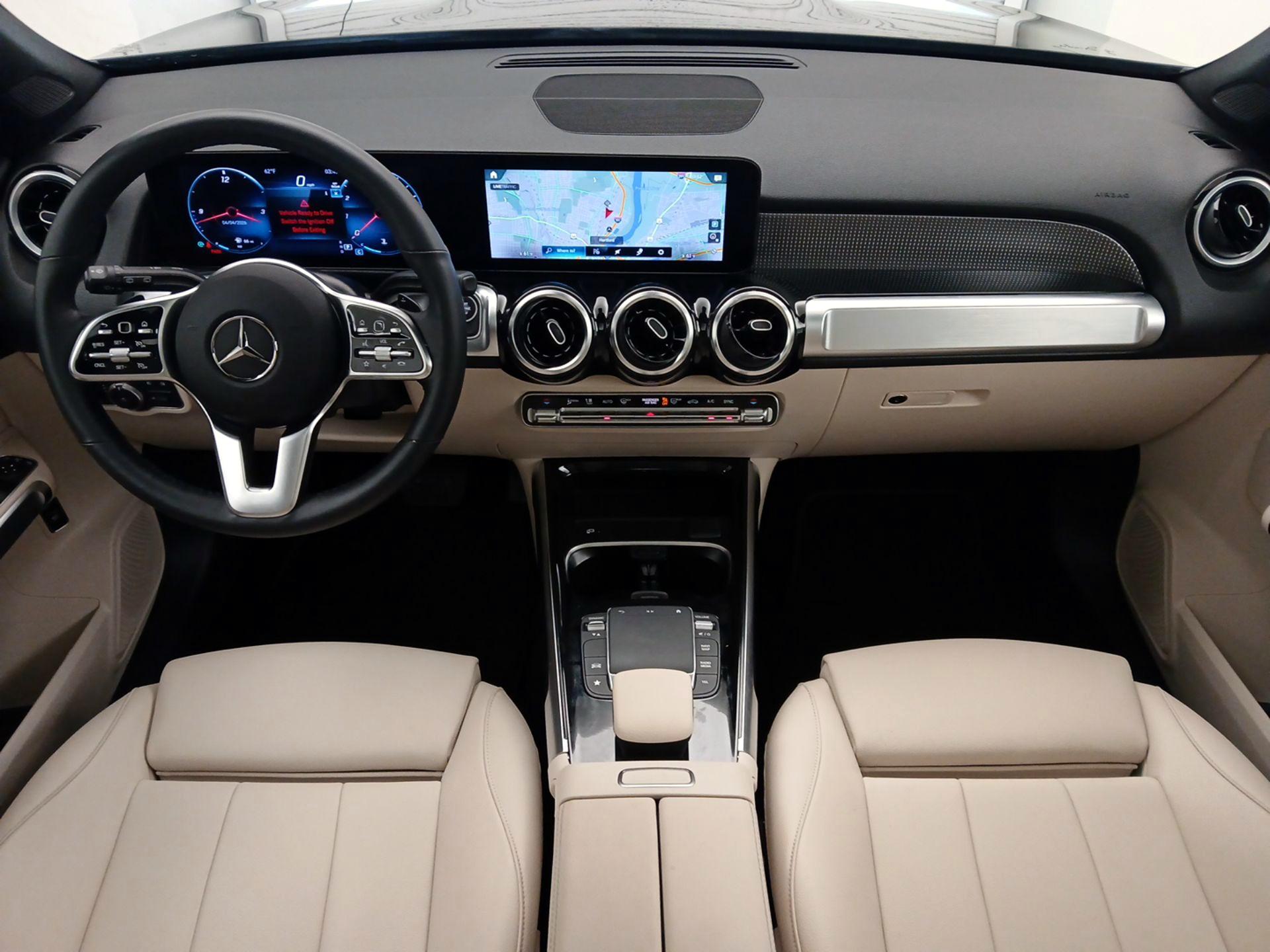 Thumbnail: 2023 Mercedes-Benz GLB - 9