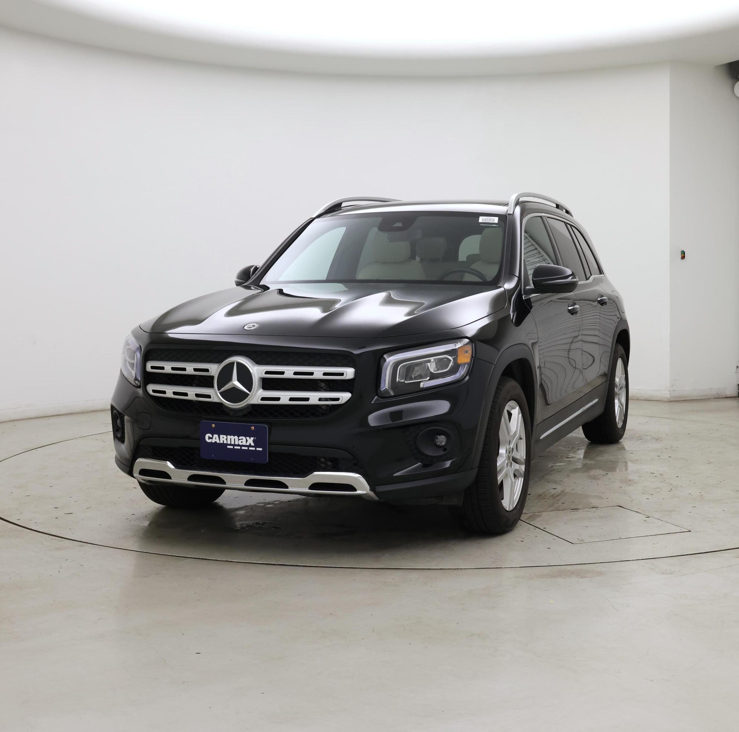 Thumbnail: 2023 Mercedes-Benz GLB - 4