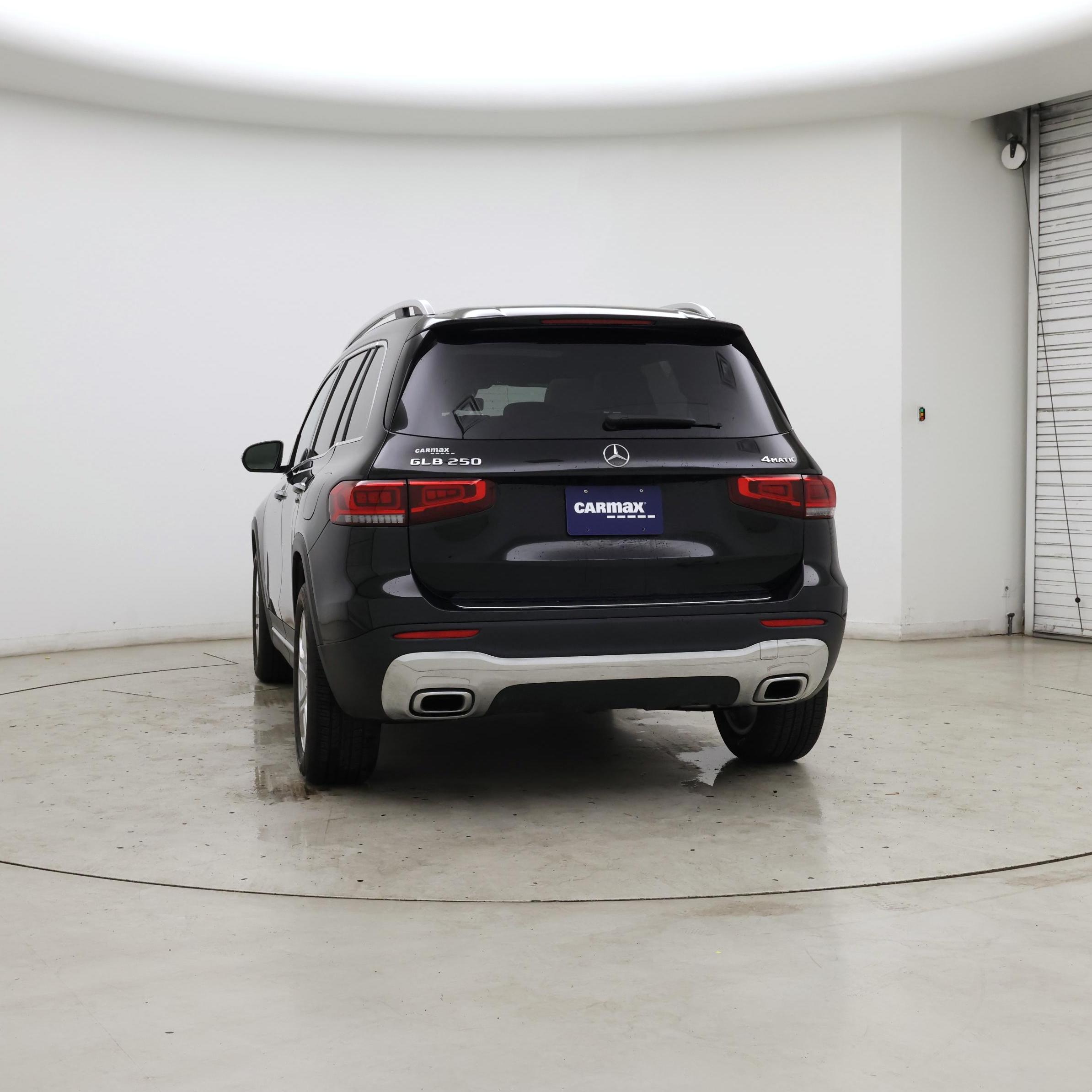 Thumbnail: 2023 Mercedes-Benz GLB - 6