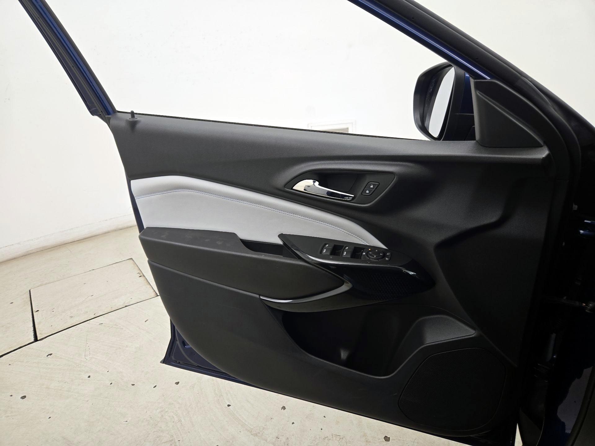Thumbnail: 2024 Chevrolet Trax - 12