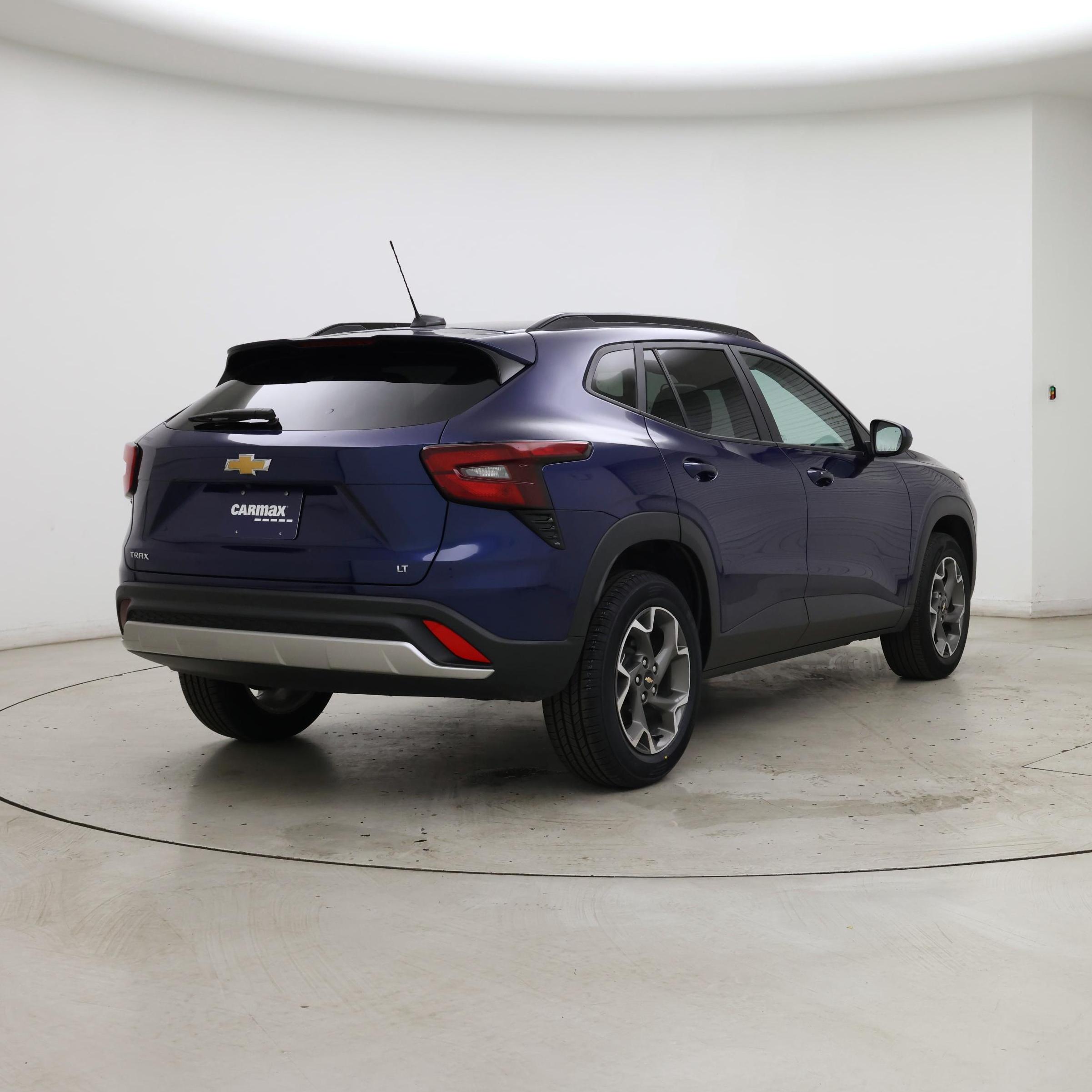 Thumbnail: 2024 Chevrolet Trax - 8