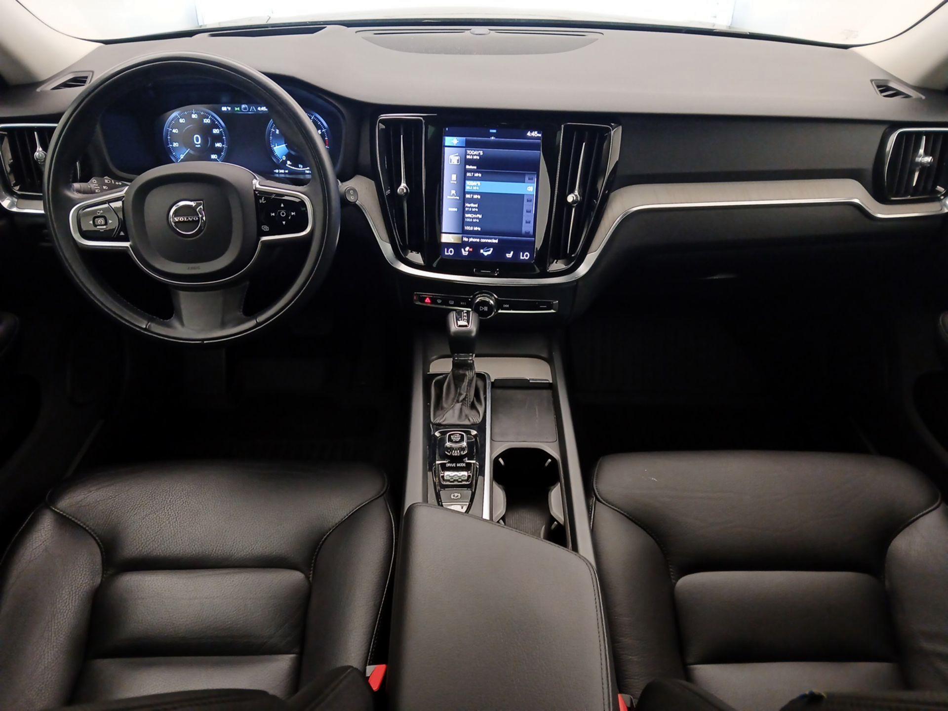 Thumbnail: 2021 Volvo S60 - 9