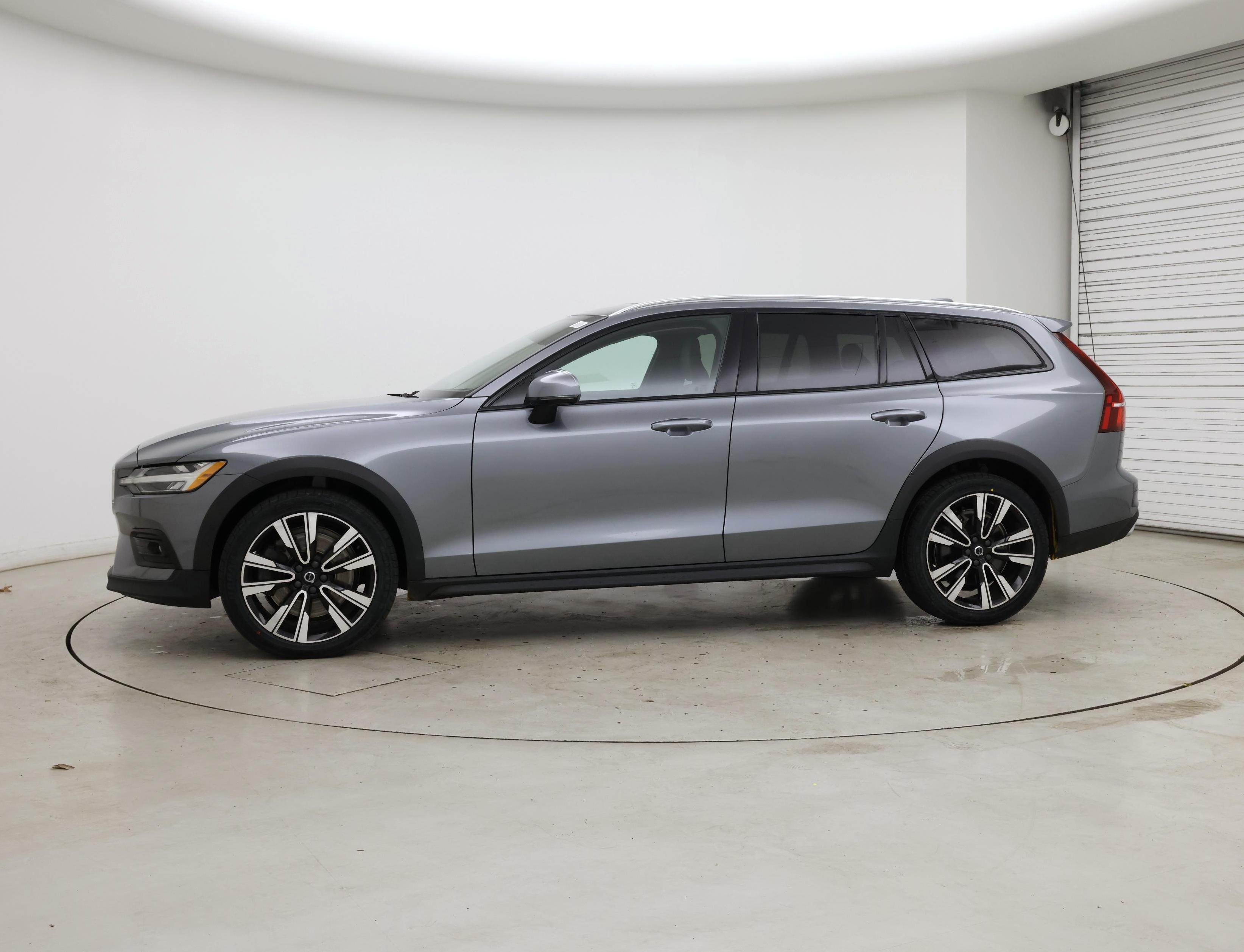 Thumbnail: 2021 Volvo S60 - 3