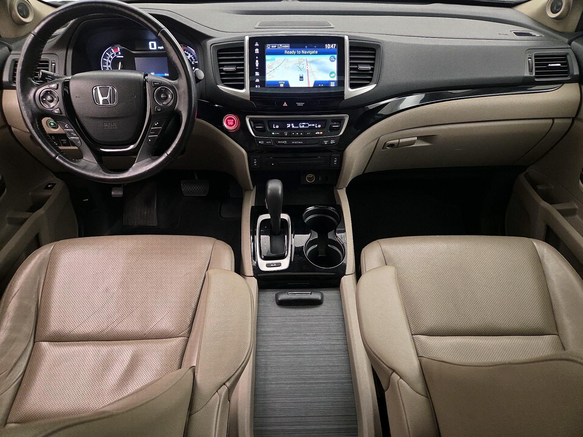 Thumbnail: 2017 Honda Ridgeline - 9