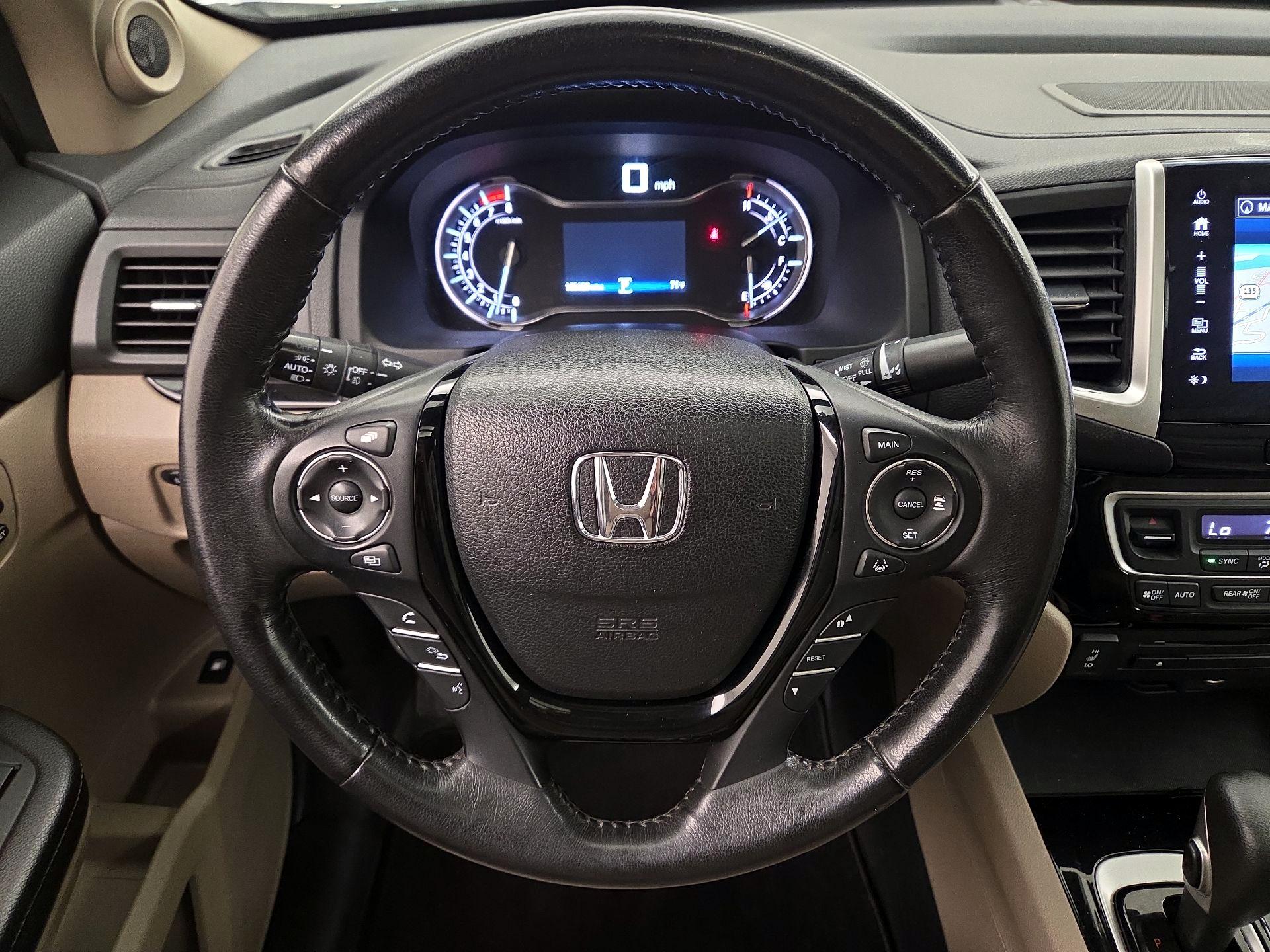 Thumbnail: 2017 Honda Ridgeline - 10