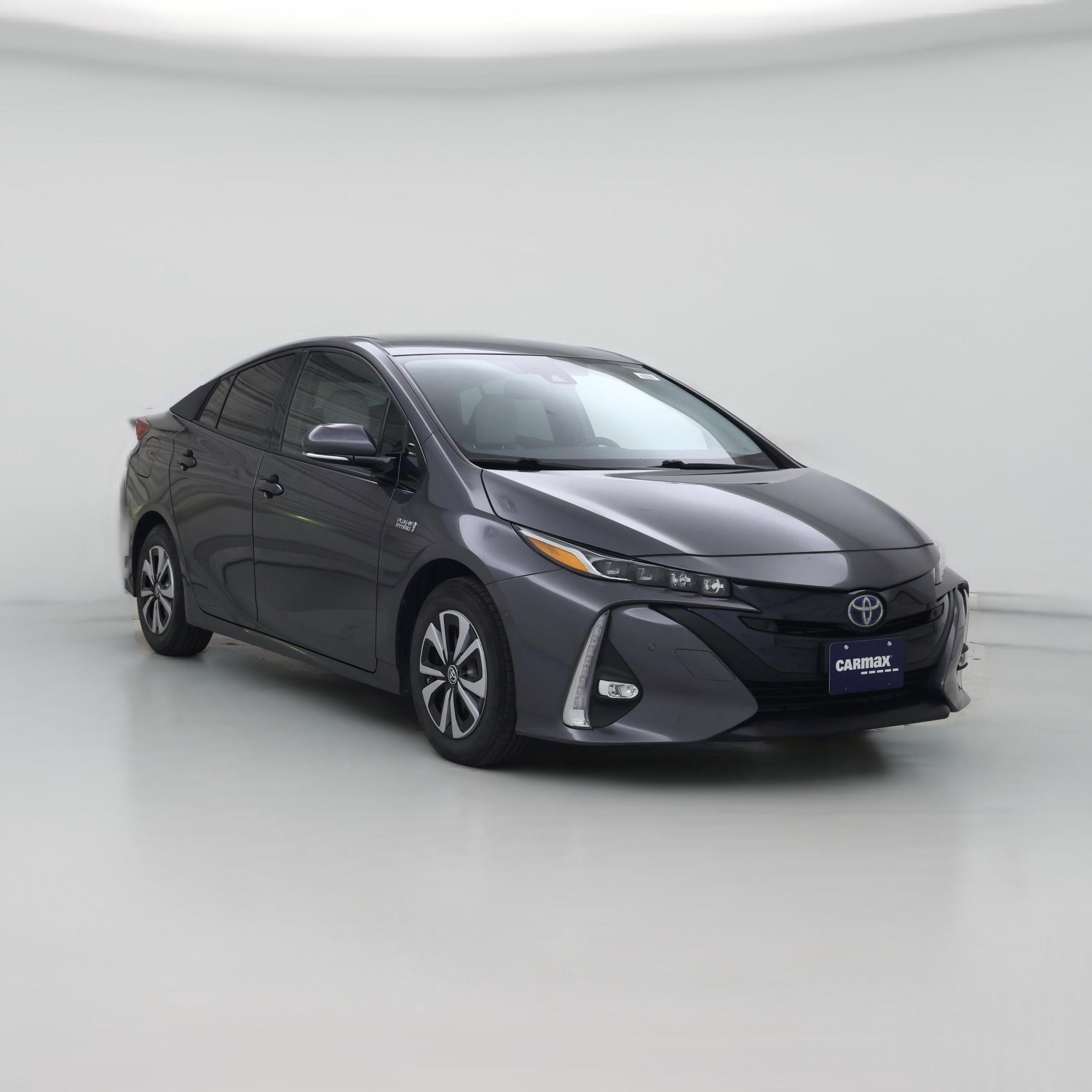 Thumbnail: 2017 Toyota Prius Prime - 1