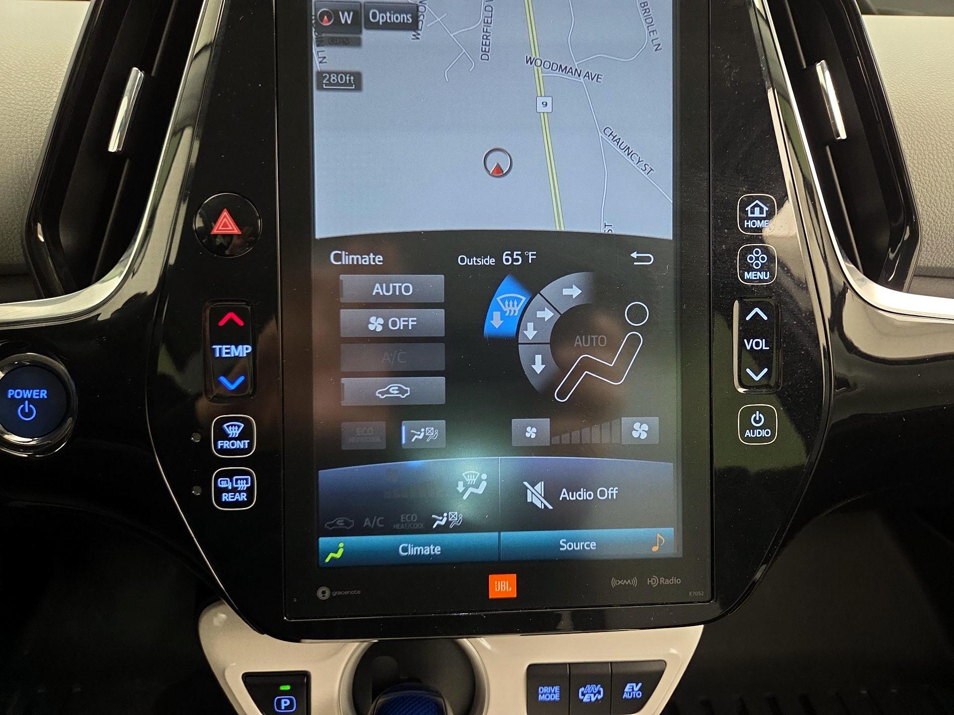 Thumbnail: 2017 Toyota Prius Prime - 17