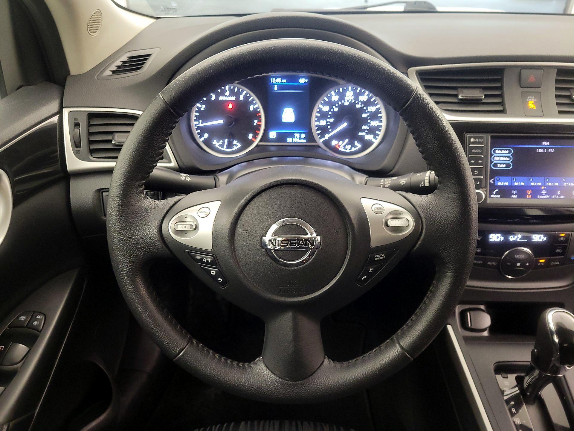 Thumbnail: 2019 Nissan Sentra - 10