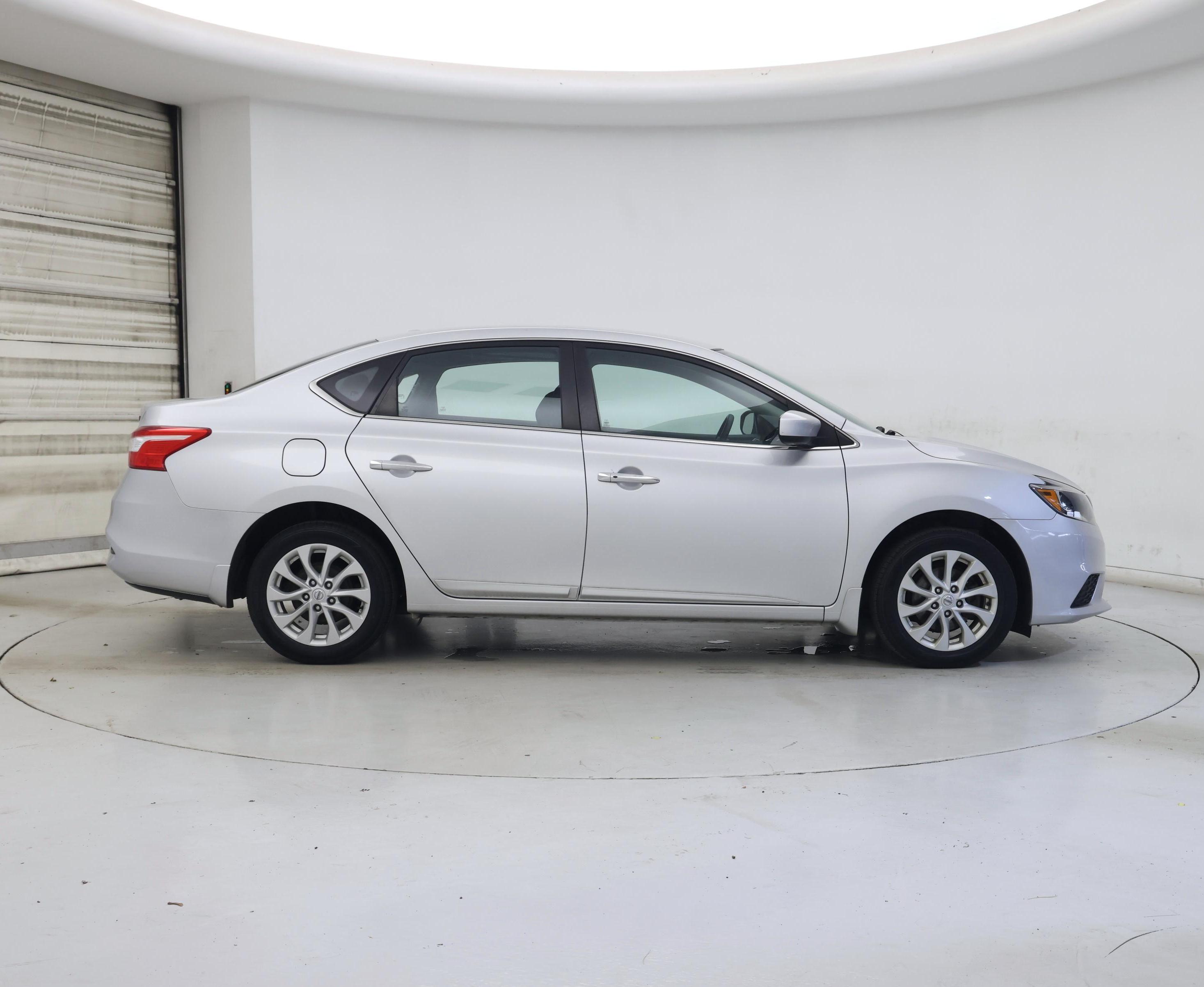 Thumbnail: 2019 Nissan Sentra - 7