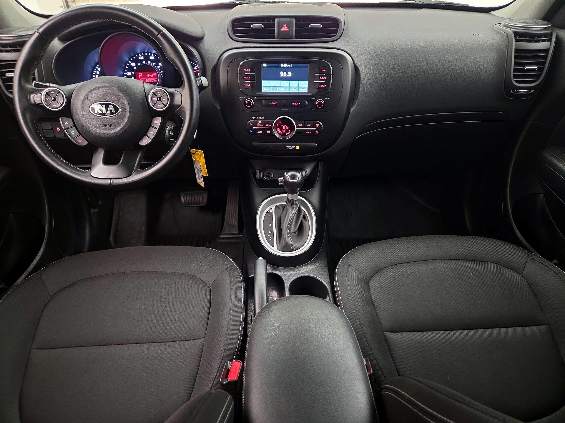 Thumbnail: 2017 Kia Soul - 9