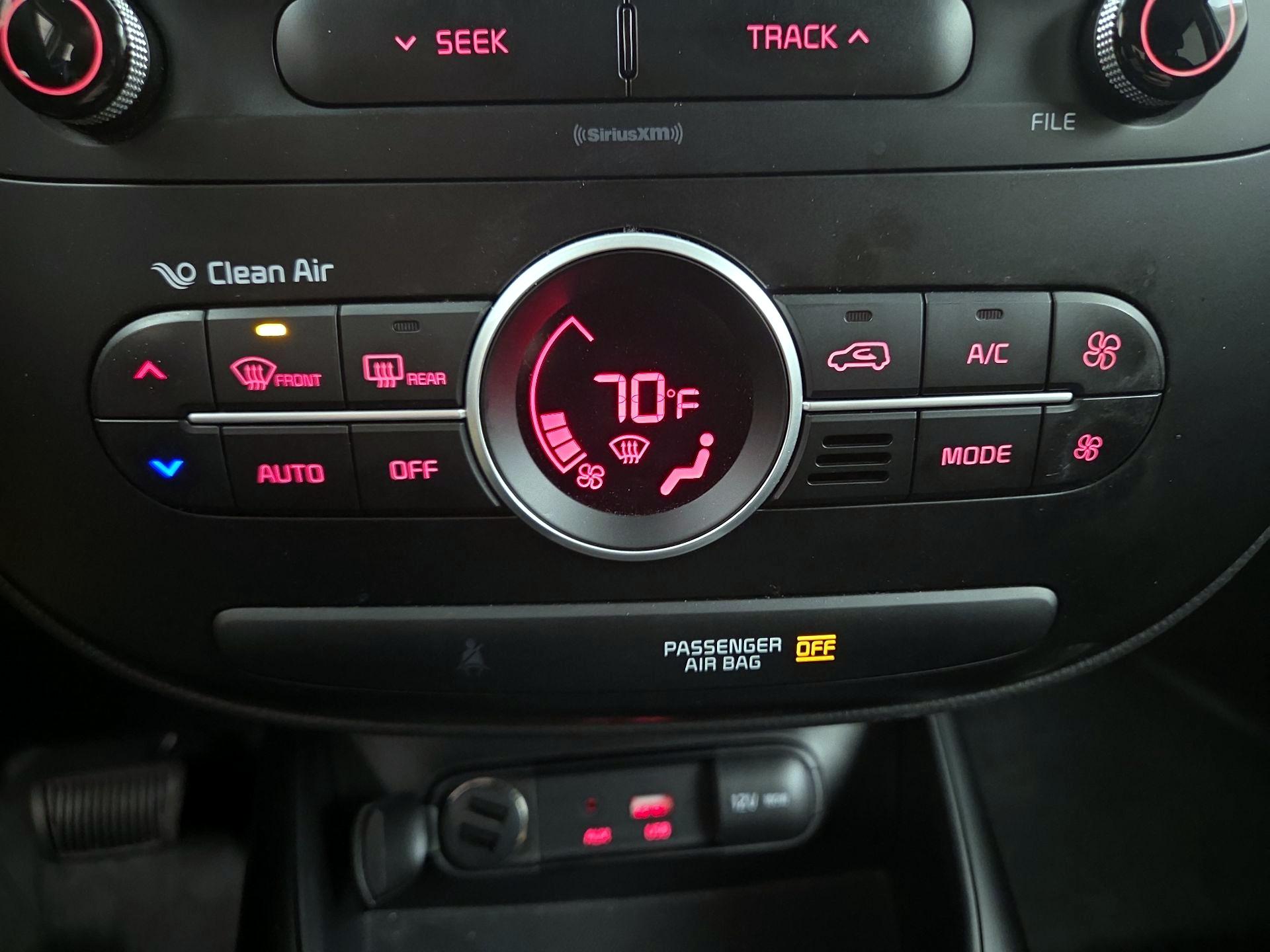 Thumbnail: 2017 Kia Soul - 16