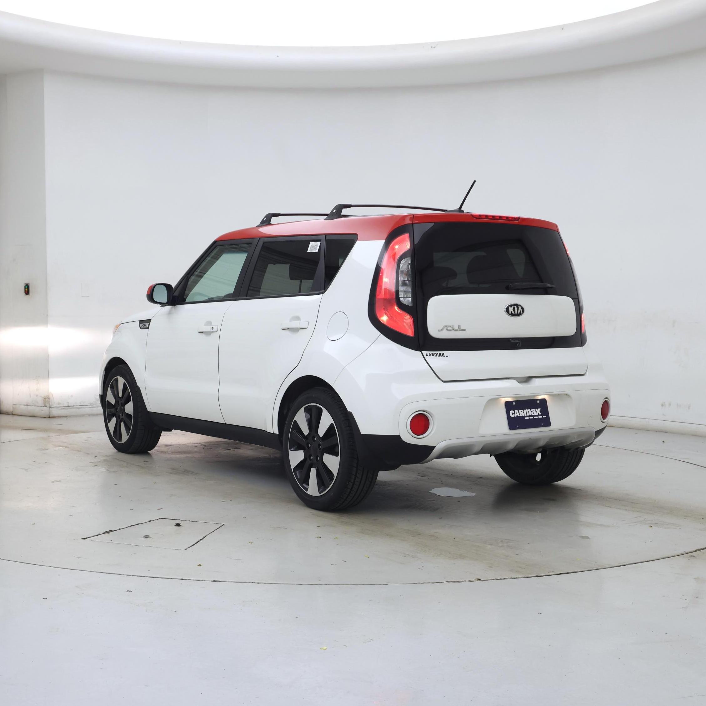 Thumbnail: 2017 Kia Soul - 2